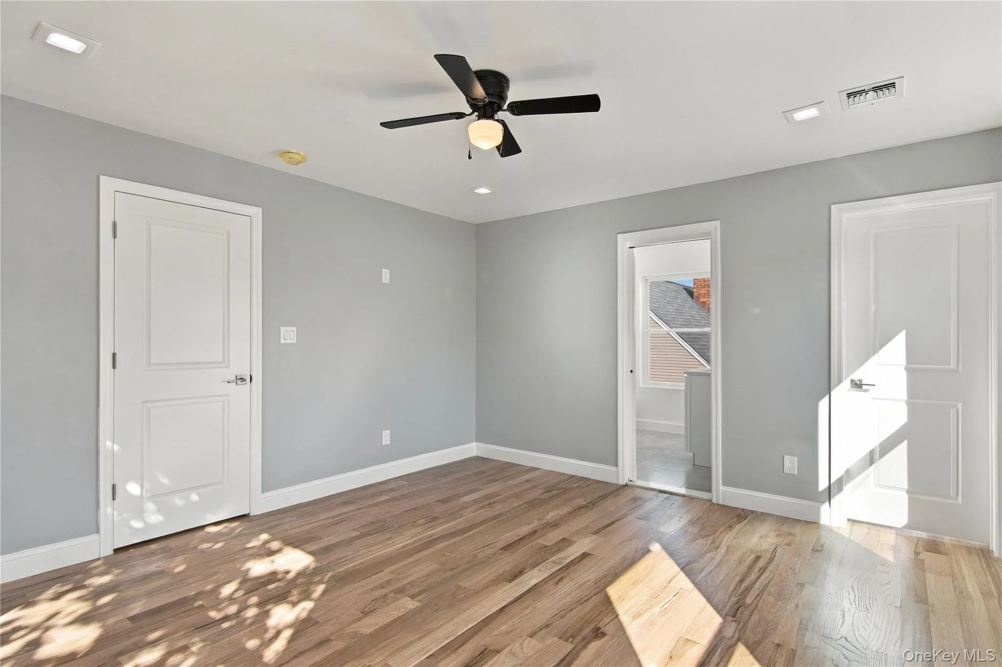 34 Wilson Road, Hempstead, NY, 6 Bedrooms Bedrooms, 10 Rooms Rooms,3 BathroomsBathrooms,Residential,For Rent,Wilson,0,1063244 34 Wilson Road, Hempstead, NY, 6 Bedrooms Bedrooms, 10 Rooms Rooms,3 BathroomsBathrooms,Residential,For Rent,Wilson,0,1063244