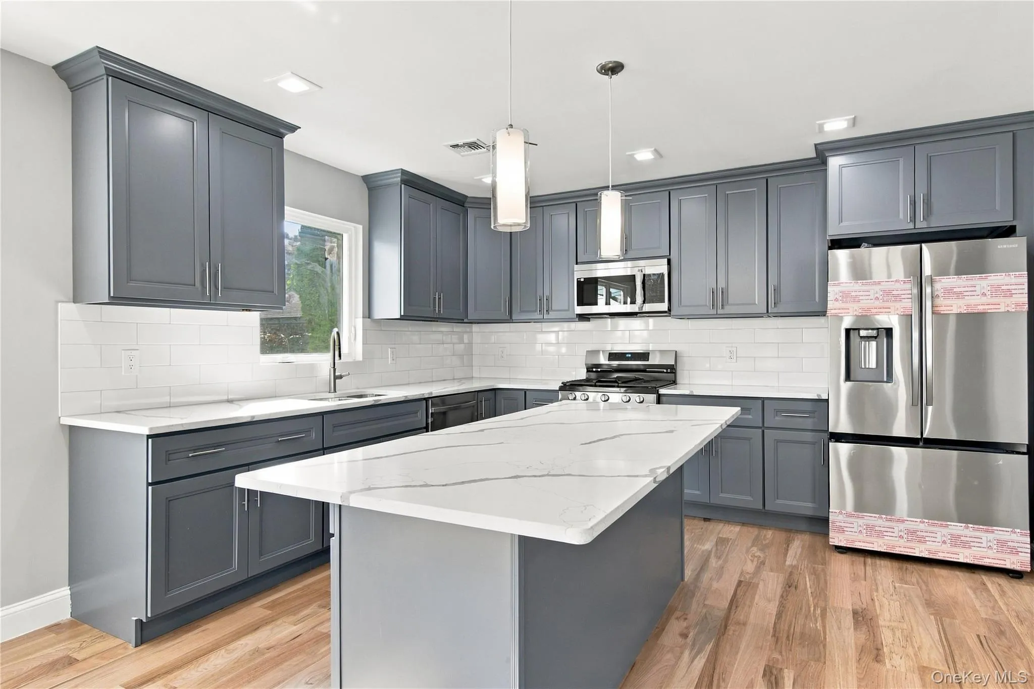 34 Wilson Road, Hempstead, NY, 6 Bedrooms Bedrooms, 10 Rooms Rooms,3 BathroomsBathrooms,Residential,For Rent,Wilson,0,1063244 34 Wilson Road, Hempstead, NY, 6 Bedrooms Bedrooms, 10 Rooms Rooms,3 BathroomsBathrooms,Residential,For Rent,Wilson,0,1063244