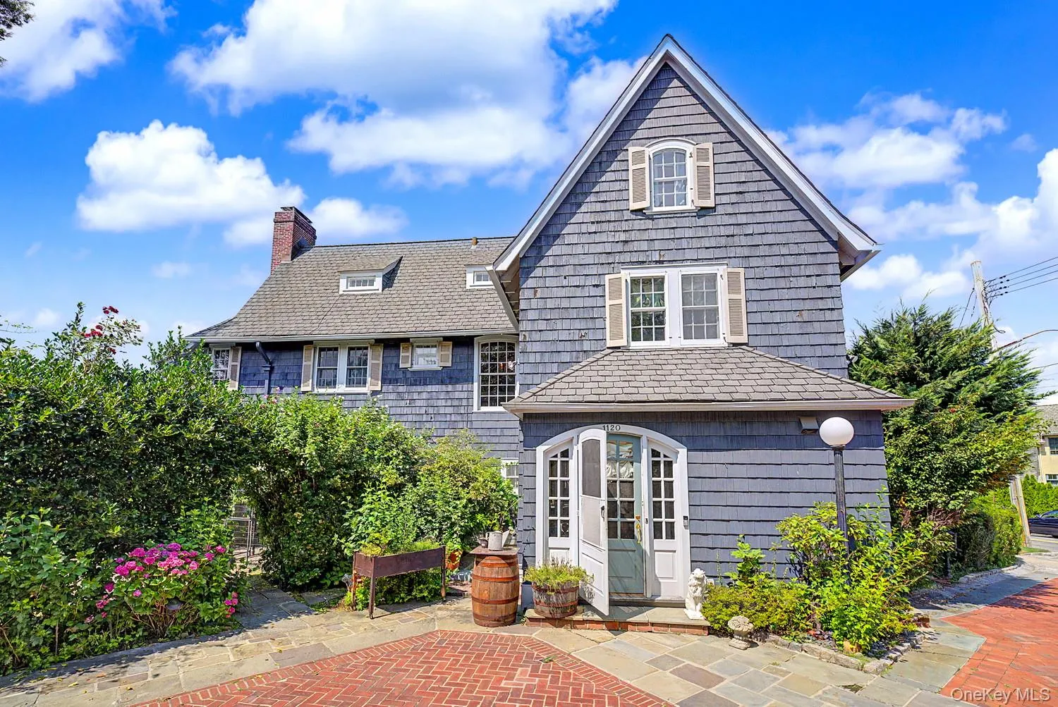 11-20 Shore Road, New York, NY, 6 Bedrooms Bedrooms, 18 Rooms Rooms,3 BathroomsBathrooms,Residential Lease,For Rent,Shore,0,1063251 11-20 Shore Road, New York, NY, 6 Bedrooms Bedrooms, 18 Rooms Rooms,3 BathroomsBathrooms,Residential Lease,For Rent,Shore,0,1063251