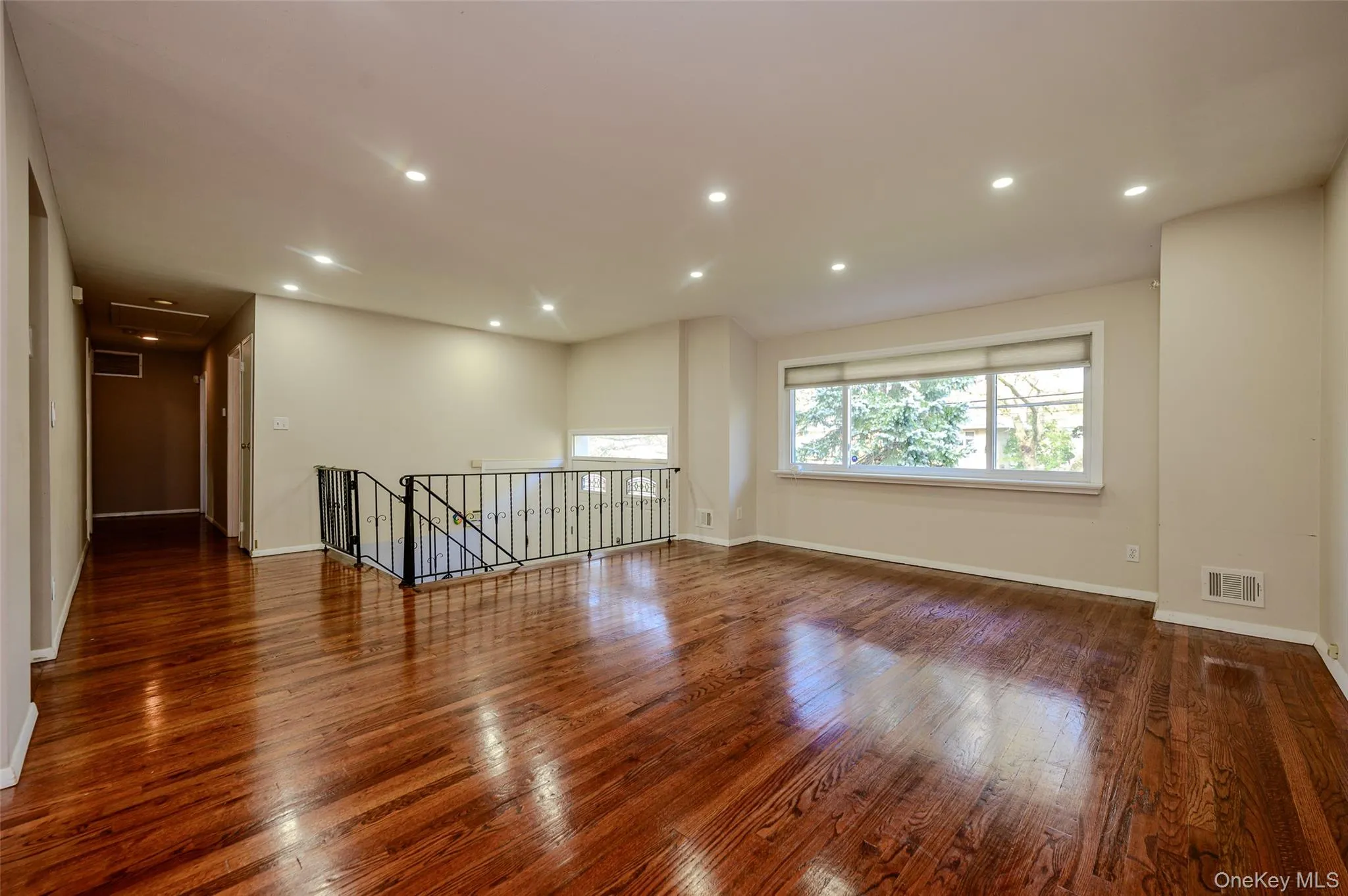 559 Leheigh Lane, Hempstead, NY, 4 Bedrooms Bedrooms, 8 Rooms Rooms,2 BathroomsBathrooms,Residential Lease,For Rent,Leheigh,0,1063260 559 Leheigh Lane, Hempstead, NY, 4 Bedrooms Bedrooms, 8 Rooms Rooms,2 BathroomsBathrooms,Residential Lease,For Rent,Leheigh,0,1063260