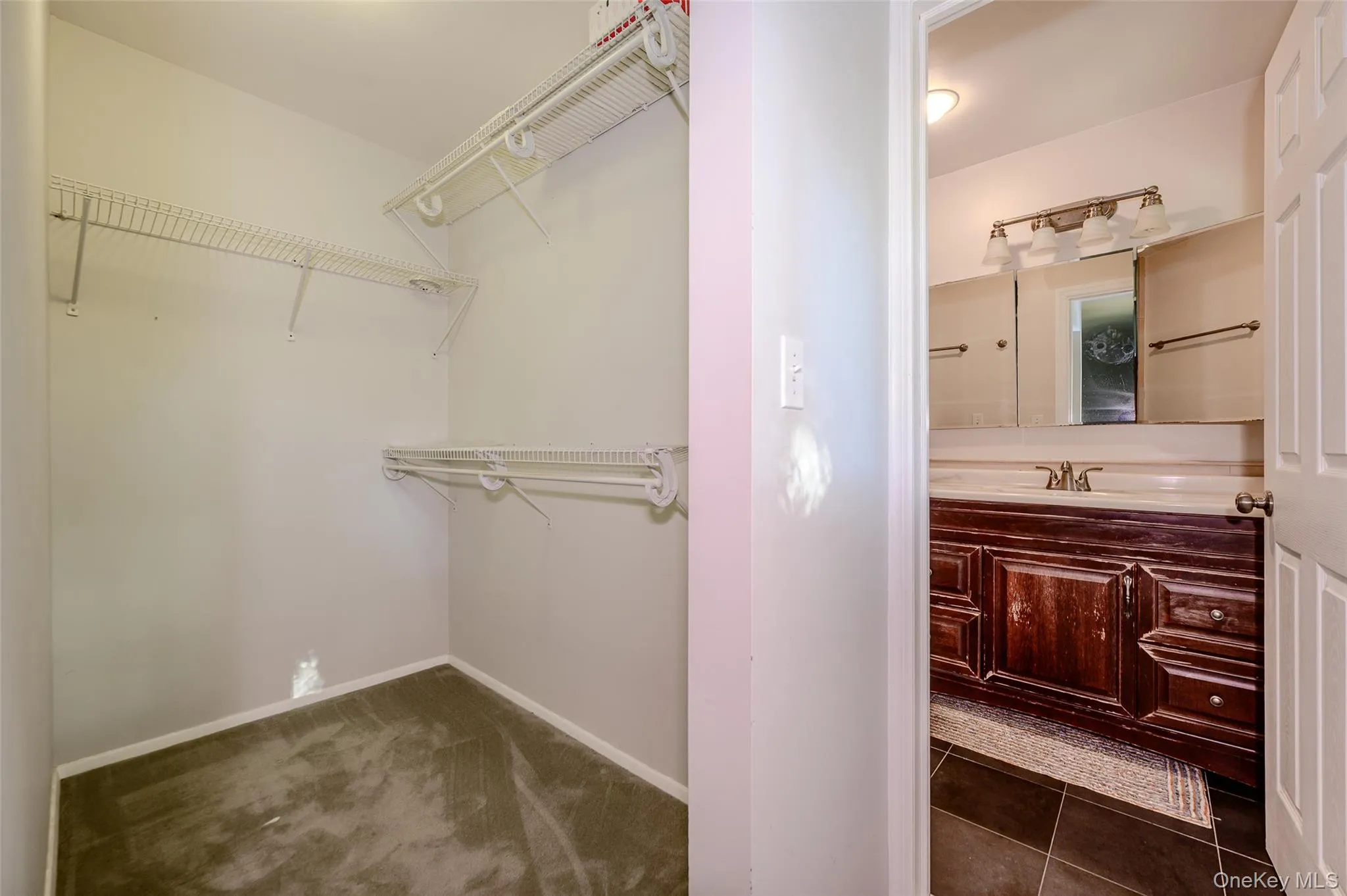 559 Leheigh Lane, Hempstead, NY, 4 Bedrooms Bedrooms, 8 Rooms Rooms,2 BathroomsBathrooms,Residential Lease,For Rent,Leheigh,0,1063260 559 Leheigh Lane, Hempstead, NY, 4 Bedrooms Bedrooms, 8 Rooms Rooms,2 BathroomsBathrooms,Residential Lease,For Rent,Leheigh,0,1063260