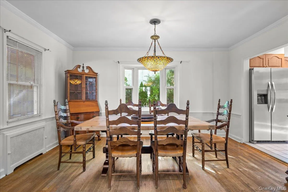 46 Robins Road, New Rochelle, NY, 2 Bedrooms Bedrooms, 6 Rooms Rooms,2 BathroomsBathrooms,Residential,For Rent,Robins,0,1063261 46 Robins Road, New Rochelle, NY, 2 Bedrooms Bedrooms, 6 Rooms Rooms,2 BathroomsBathrooms,Residential,For Rent,Robins,0,1063261