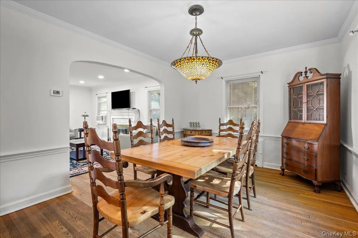 46 Robins Road, New Rochelle, NY, 2 Bedrooms Bedrooms, 6 Rooms Rooms,2 BathroomsBathrooms,Residential,For Rent,Robins,0,1063261 46 Robins Road, New Rochelle, NY, 2 Bedrooms Bedrooms, 6 Rooms Rooms,2 BathroomsBathrooms,Residential,For Rent,Robins,0,1063261