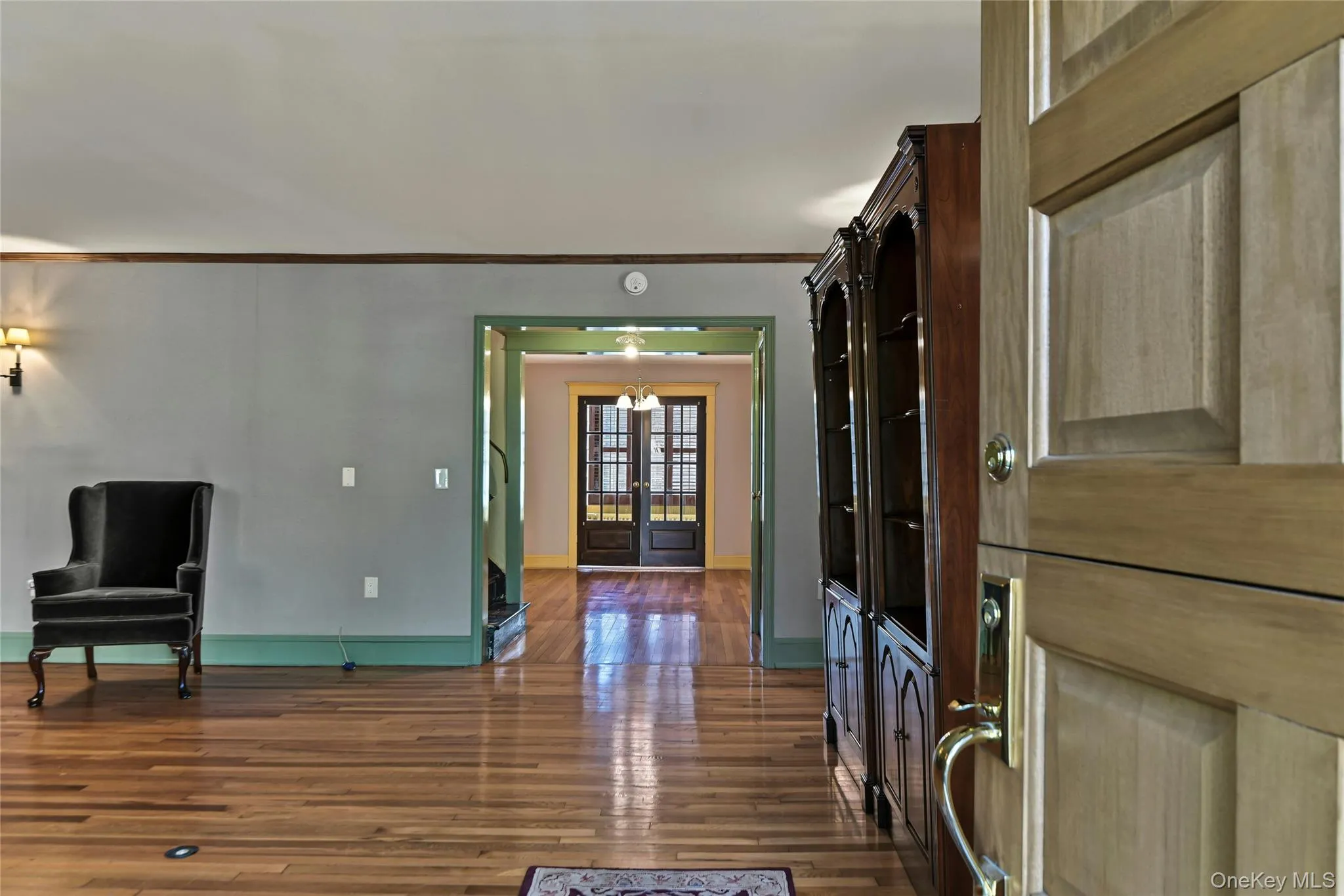 from front of house have clear view to rear open plan from front of house have clear view to rear open plan