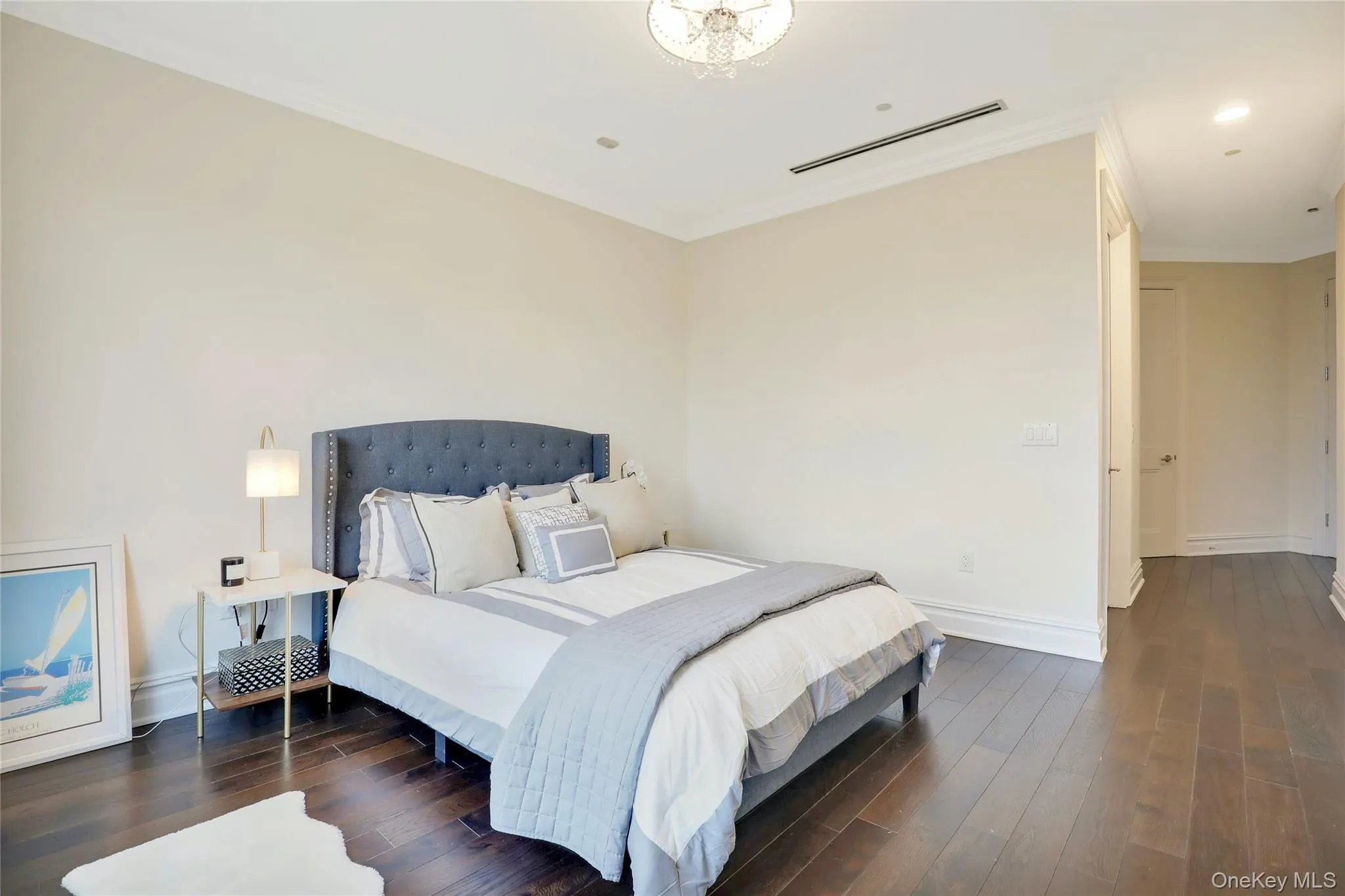 1000 Royal Court, North Hempstead, NY, 2 Bedrooms Bedrooms, 6 Rooms Rooms,2 BathroomsBathrooms,Residential Lease,For Rent,Royal,0,1063266 1000 Royal Court, North Hempstead, NY, 2 Bedrooms Bedrooms, 6 Rooms Rooms,2 BathroomsBathrooms,Residential Lease,For Rent,Royal,0,1063266