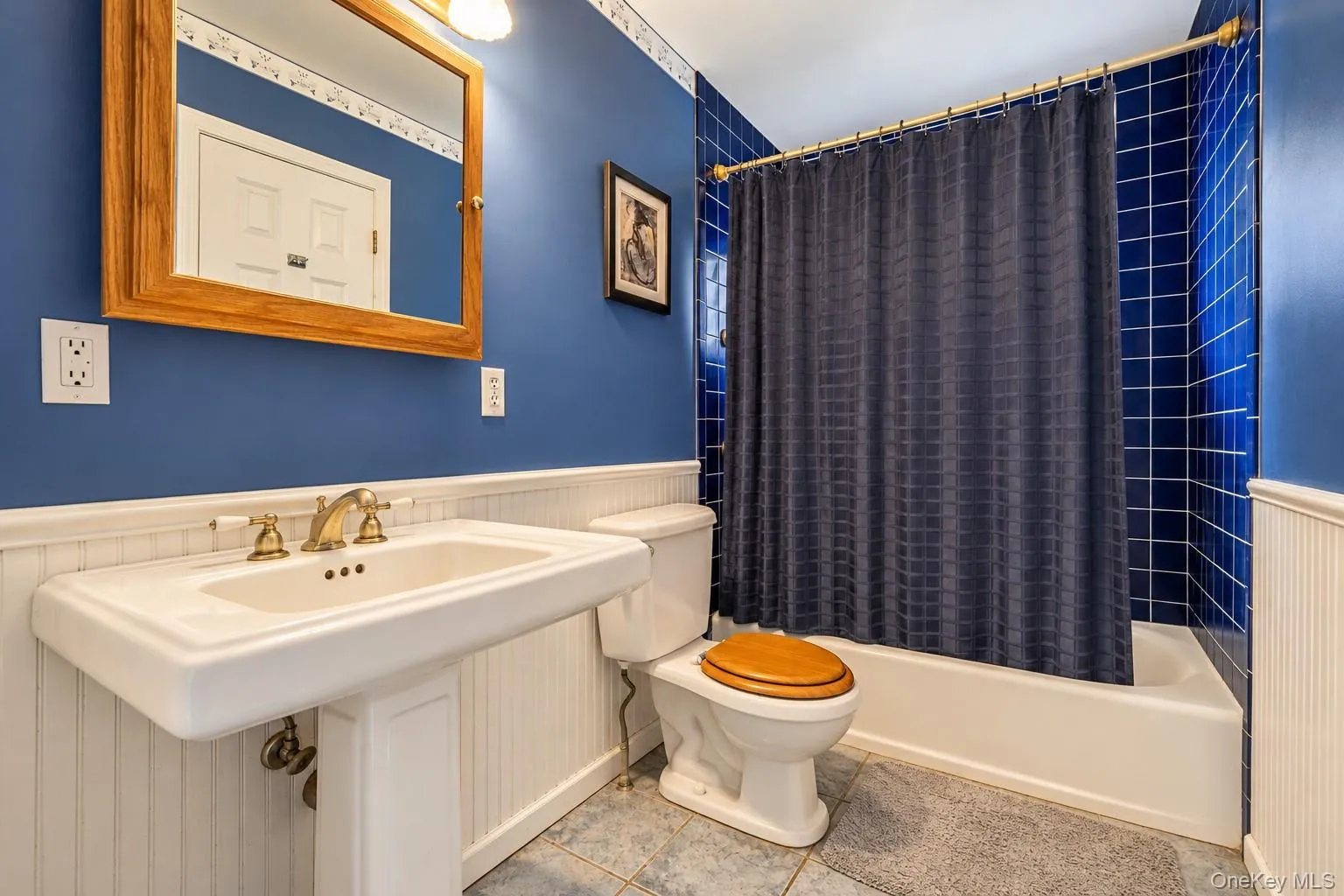 AI Generated to stage and declutter to give buyers a better idea of the space. AI Generated to stage and declutter to give buyers a better idea of the space.
