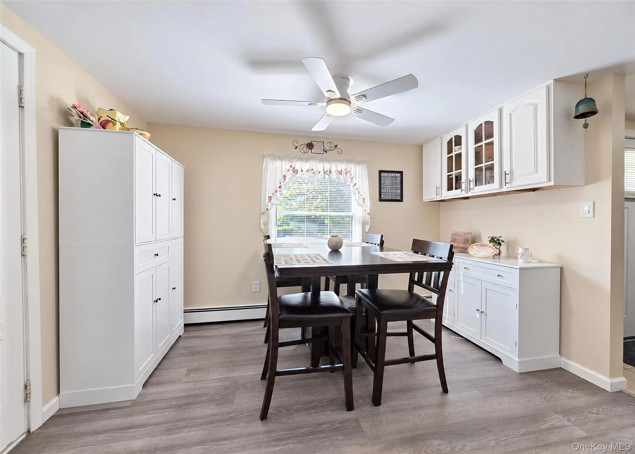 1343 Waverly Avenue, Brookhaven, NY, 5 Bedrooms Bedrooms, 8 Rooms Rooms,2 BathroomsBathrooms,Residential,For Rent,Waverly,0,1063277 1343 Waverly Avenue, Brookhaven, NY, 5 Bedrooms Bedrooms, 8 Rooms Rooms,2 BathroomsBathrooms,Residential,For Rent,Waverly,0,1063277