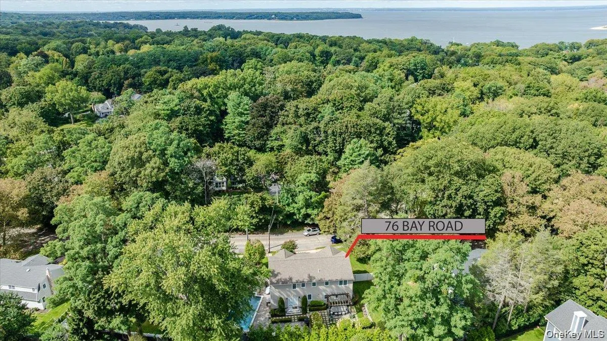 76 Bay Road, Huntington, NY, 4 Bedrooms Bedrooms, 9 Rooms Rooms,4 BathroomsBathrooms,Residential,For Rent,Bay,0,1063288 76 Bay Road, Huntington, NY, 4 Bedrooms Bedrooms, 9 Rooms Rooms,4 BathroomsBathrooms,Residential,For Rent,Bay,0,1063288
