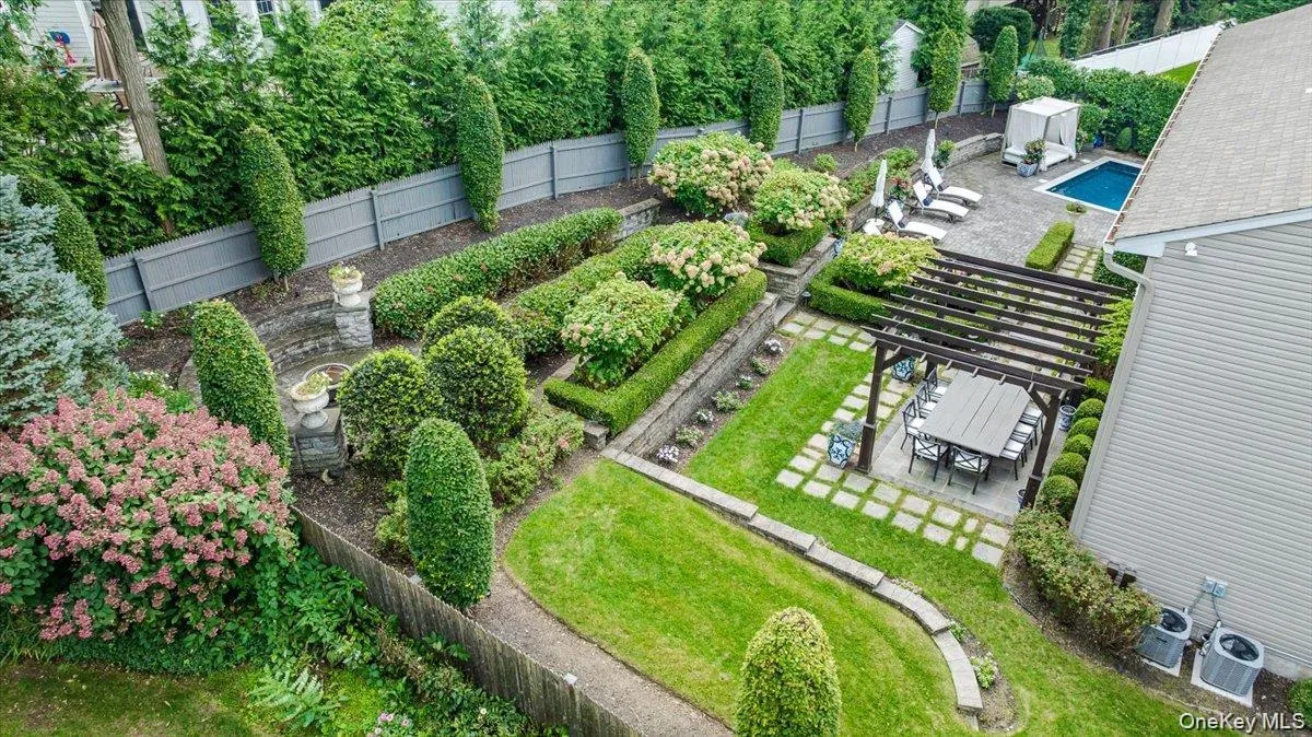 76 Bay Road, Huntington, NY, 4 Bedrooms Bedrooms, 9 Rooms Rooms,4 BathroomsBathrooms,Residential,For Rent,Bay,0,1063288 76 Bay Road, Huntington, NY, 4 Bedrooms Bedrooms, 9 Rooms Rooms,4 BathroomsBathrooms,Residential,For Rent,Bay,0,1063288