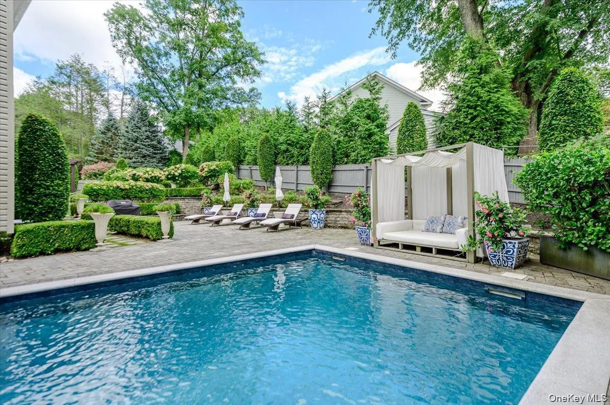 76 Bay Road, Huntington, NY, 4 Bedrooms Bedrooms, 9 Rooms Rooms,4 BathroomsBathrooms,Residential,For Rent,Bay,0,1063288 76 Bay Road, Huntington, NY, 4 Bedrooms Bedrooms, 9 Rooms Rooms,4 BathroomsBathrooms,Residential,For Rent,Bay,0,1063288