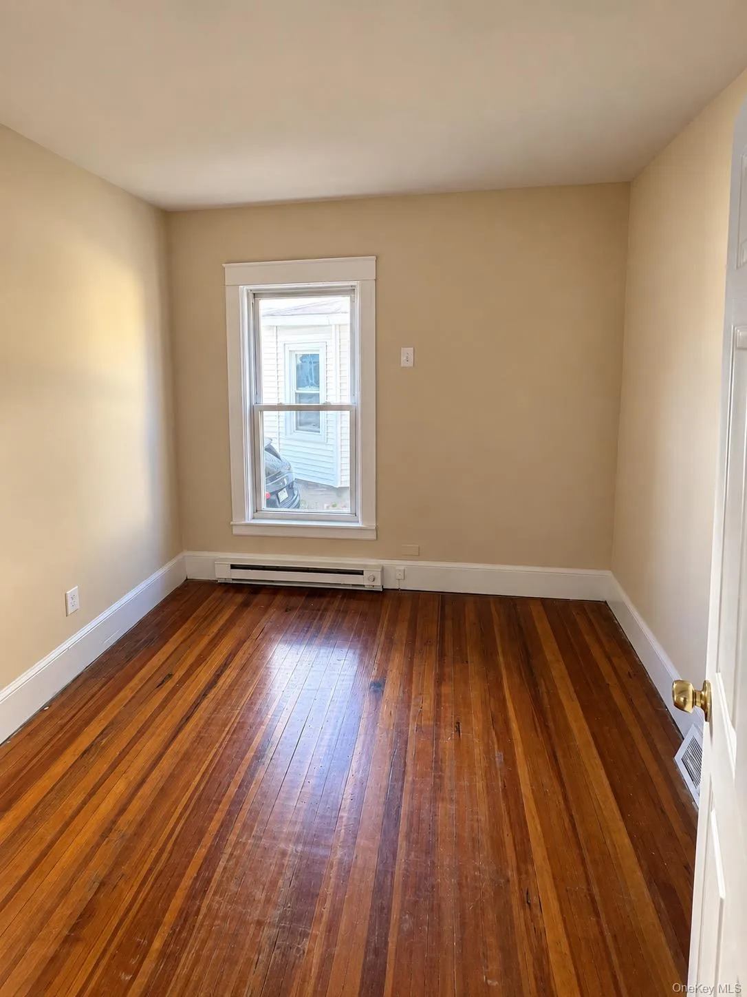 10 Streit Avenue, Poughkeepsie (town), NY, 7 Bedroom Bedrooms, 6 Room Rooms,2 BathroomBathrooms,Residential Lease,For Rent,Streit,0,1063291 10 Streit Avenue, Poughkeepsie (town), NY, 7 Bedroom Bedrooms, 6 Room Rooms,2 BathroomBathrooms,Residential Lease,For Rent,Streit,0,1063291