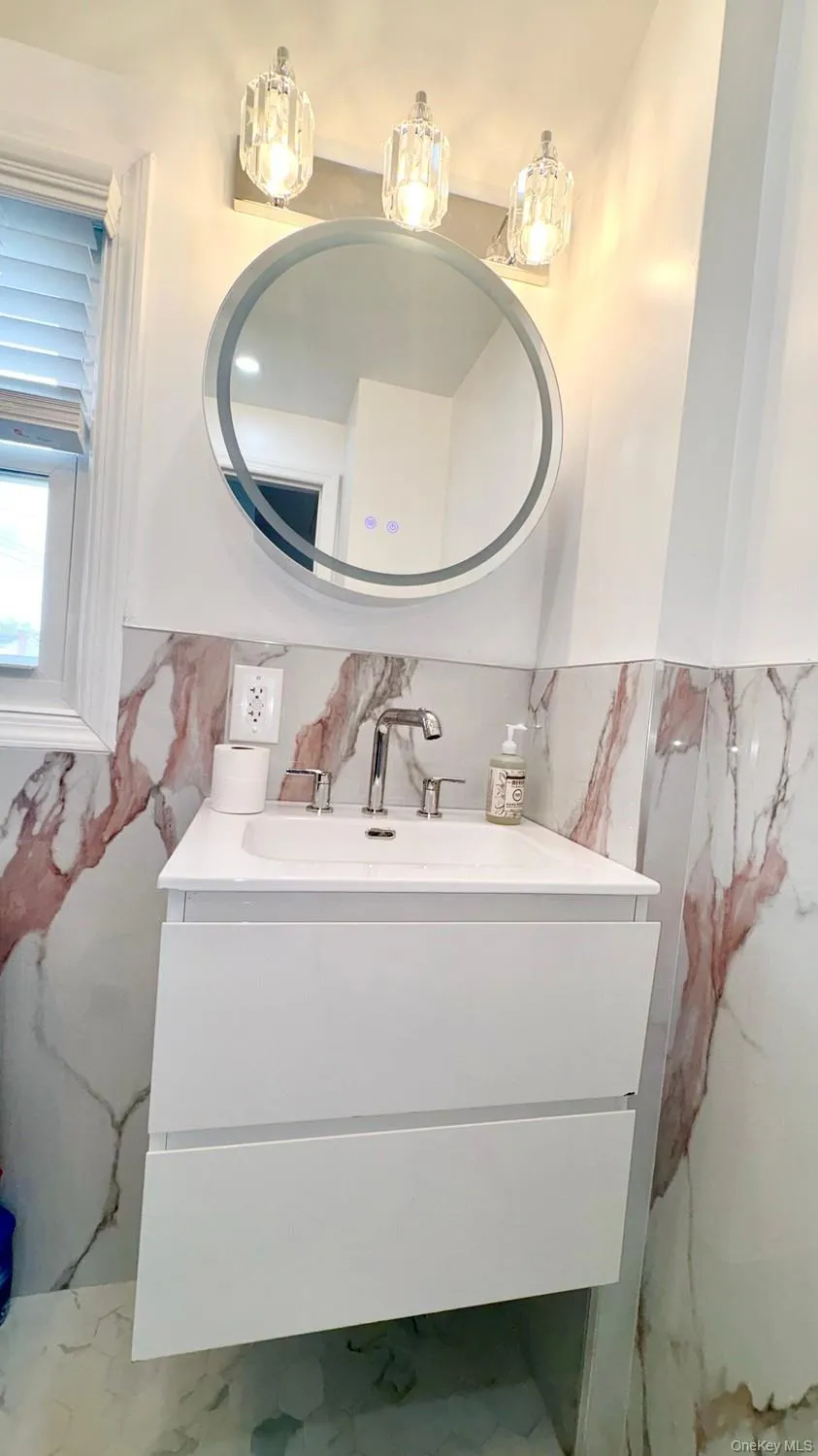191-15 Linden Boulevard, New York, NY, 2 Bedroom Bedrooms, 4 Room Rooms,1 BathroomBathrooms,Residential Lease,For Rent,Linden,0,1063302 191-15 Linden Boulevard, New York, NY, 2 Bedroom Bedrooms, 4 Room Rooms,1 BathroomBathrooms,Residential Lease,For Rent,Linden,0,1063302