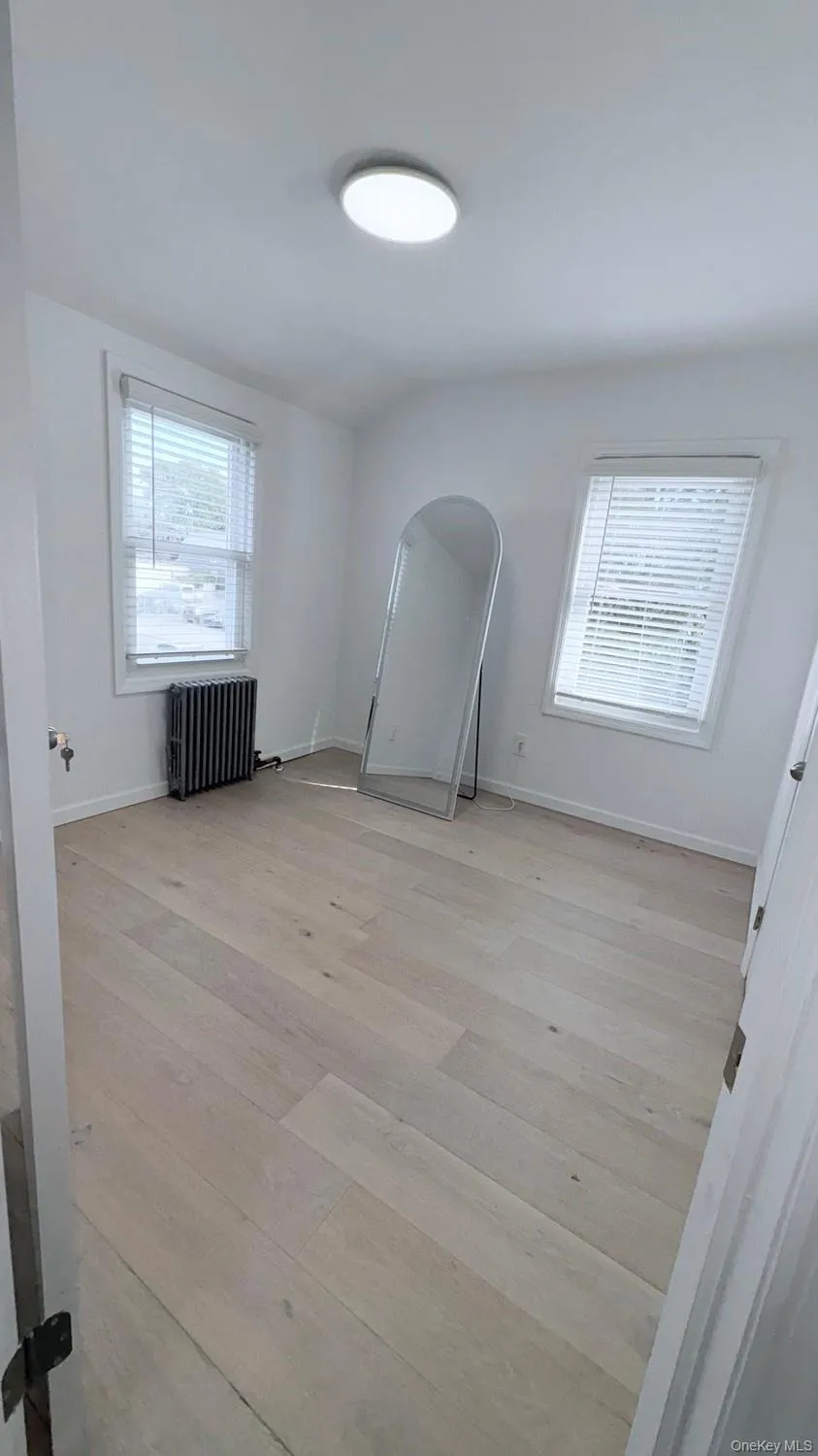 191-15 Linden Boulevard, New York, NY, 2 Bedroom Bedrooms, 4 Room Rooms,1 BathroomBathrooms,Residential Lease,For Rent,Linden,0,1063302 191-15 Linden Boulevard, New York, NY, 2 Bedroom Bedrooms, 4 Room Rooms,1 BathroomBathrooms,Residential Lease,For Rent,Linden,0,1063302