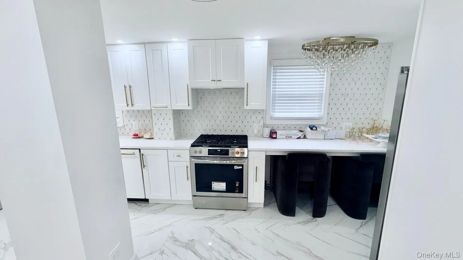 191-15 Linden Boulevard, New York, NY, 2 Bedroom Bedrooms, 4 Room Rooms,1 BathroomBathrooms,Residential Lease,For Rent,Linden,0,1063302 191-15 Linden Boulevard, New York, NY, 2 Bedroom Bedrooms, 4 Room Rooms,1 BathroomBathrooms,Residential Lease,For Rent,Linden,0,1063302