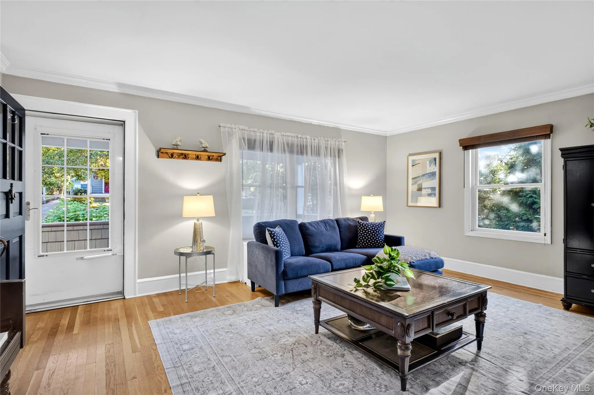 5 Fairview Avenue, North Hempstead, NY, 3 Bedrooms Bedrooms, 7 Rooms Rooms,2 BathroomsBathrooms,Residential,For Rent,Fairview,0,1063311 5 Fairview Avenue, North Hempstead, NY, 3 Bedrooms Bedrooms, 7 Rooms Rooms,2 BathroomsBathrooms,Residential,For Rent,Fairview,0,1063311