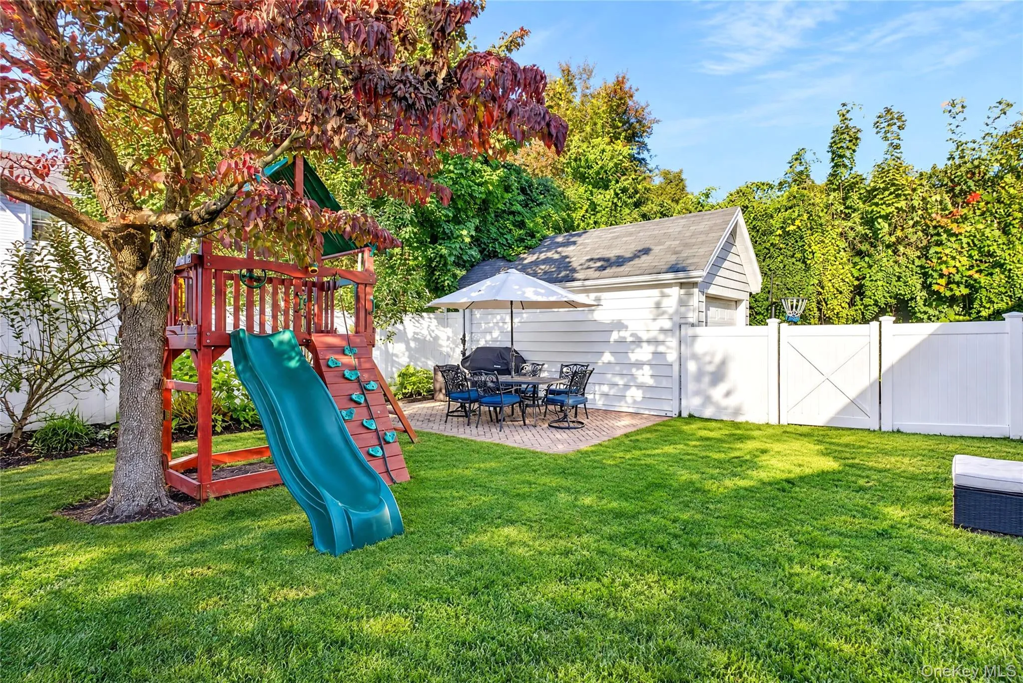 5 Fairview Avenue, North Hempstead, NY, 3 Bedrooms Bedrooms, 7 Rooms Rooms,2 BathroomsBathrooms,Residential,For Rent,Fairview,0,1063311 5 Fairview Avenue, North Hempstead, NY, 3 Bedrooms Bedrooms, 7 Rooms Rooms,2 BathroomsBathrooms,Residential,For Rent,Fairview,0,1063311