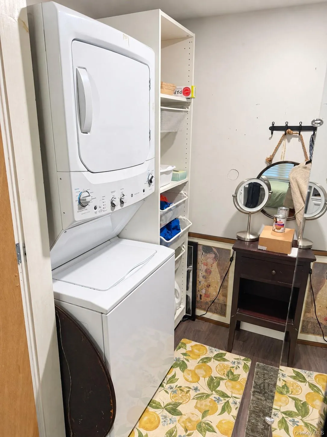 109 Patchogue Avenue, Brookhaven, NY, 1 Bedroom Bedrooms, 4 Rooms Rooms,1 BathroomBathrooms,Residential,For Rent,Patchogue,0,1063318 109 Patchogue Avenue, Brookhaven, NY, 1 Bedroom Bedrooms, 4 Rooms Rooms,1 BathroomBathrooms,Residential,For Rent,Patchogue,0,1063318