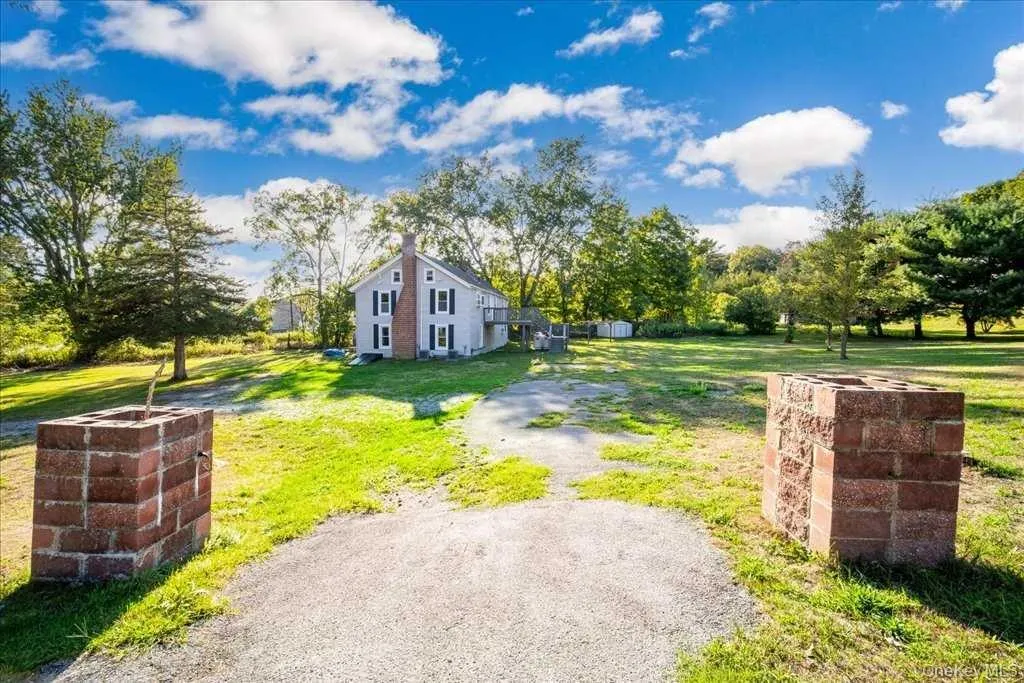 1937 ROUTE 44, Pleasant Valley, NY, 2 Bedrooms Bedrooms, 6 Rooms Rooms,1 BathroomBathrooms,Residential Lease,For Rent,ROUTE 44,0,1063319 1937 ROUTE 44, Pleasant Valley, NY, 2 Bedrooms Bedrooms, 6 Rooms Rooms,1 BathroomBathrooms,Residential Lease,For Rent,ROUTE 44,0,1063319