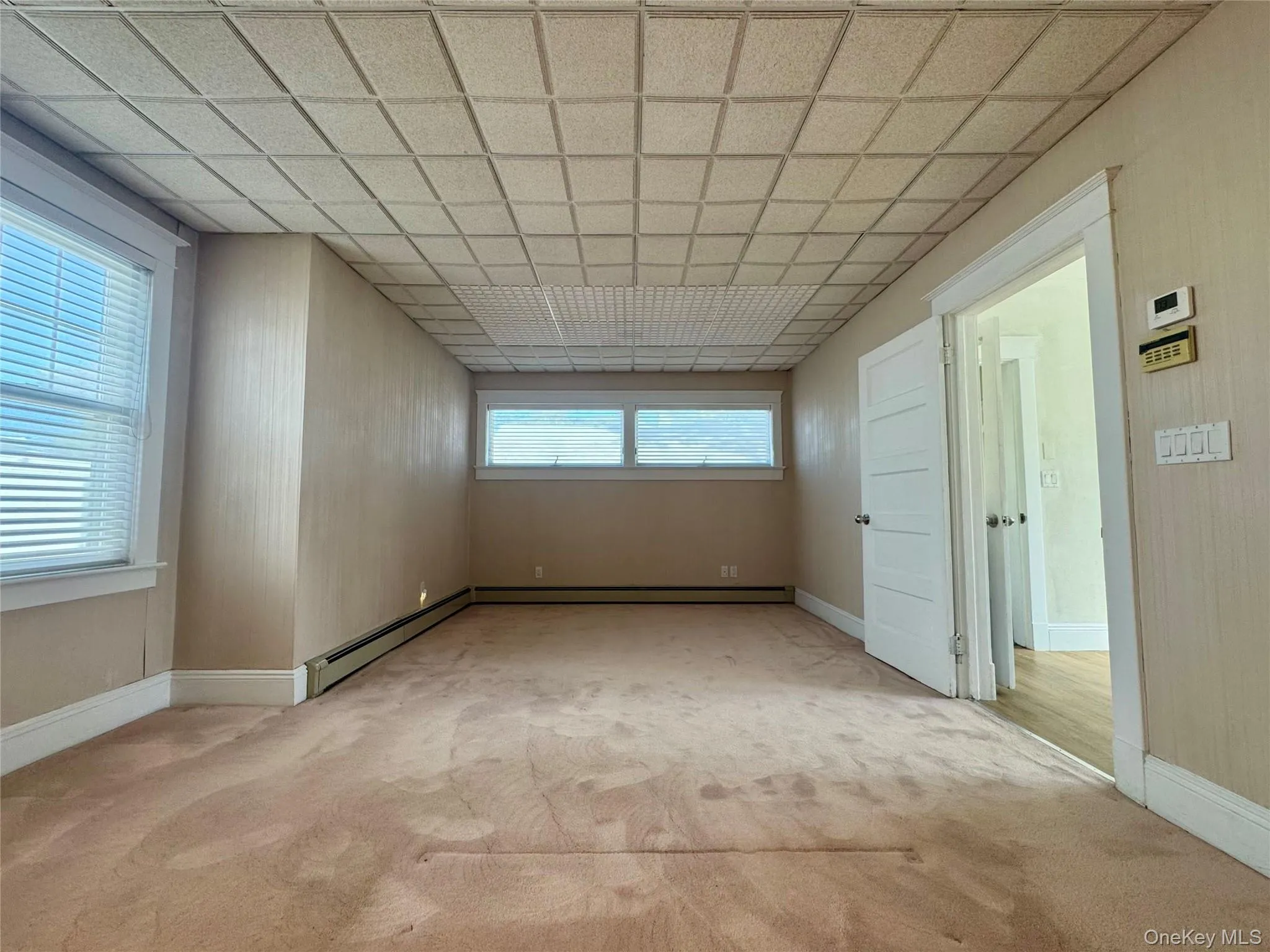 99 Jerusalem Avenue, Oyster Bay, NY, 1 Bedroom Bedrooms, 5 Rooms Rooms,1 BathroomBathrooms,Residential Lease,For Rent,Jerusalem,0,1063321 99 Jerusalem Avenue, Oyster Bay, NY, 1 Bedroom Bedrooms, 5 Rooms Rooms,1 BathroomBathrooms,Residential Lease,For Rent,Jerusalem,0,1063321