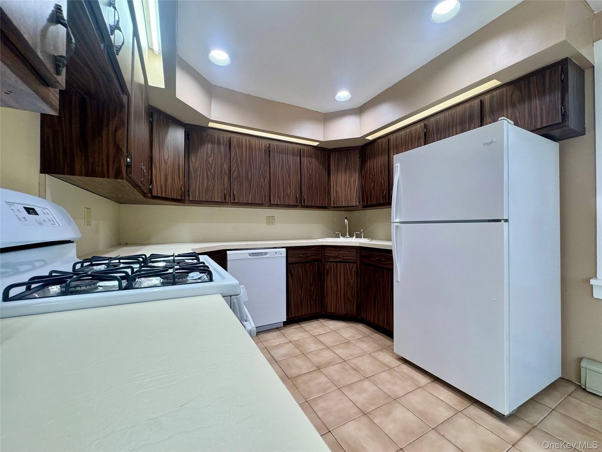 99 Jerusalem Avenue, Oyster Bay, NY, 1 Bedroom Bedrooms, 5 Rooms Rooms,1 BathroomBathrooms,Residential Lease,For Rent,Jerusalem,0,1063321 99 Jerusalem Avenue, Oyster Bay, NY, 1 Bedroom Bedrooms, 5 Rooms Rooms,1 BathroomBathrooms,Residential Lease,For Rent,Jerusalem,0,1063321