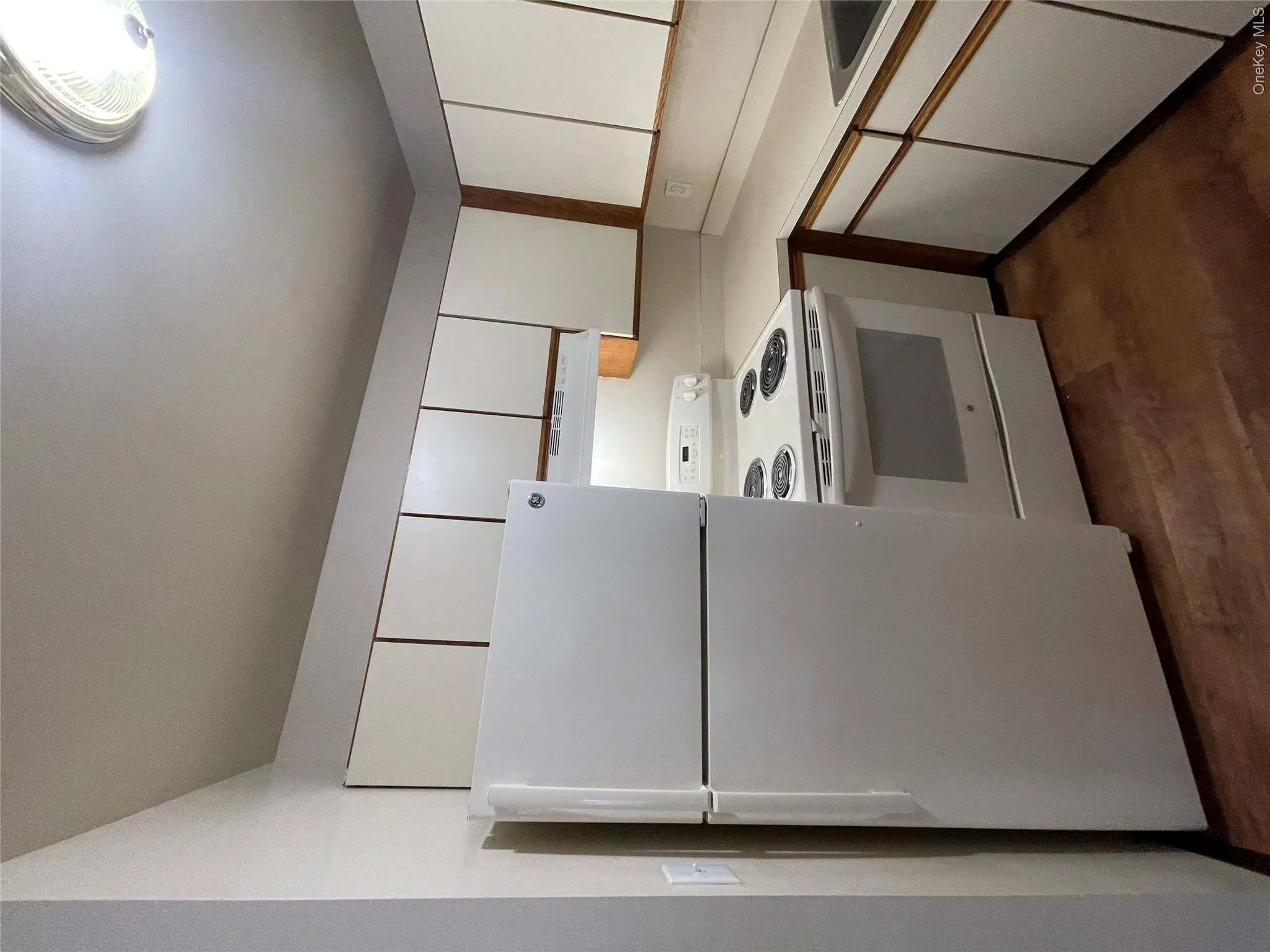 49-1A June Court, Islip, NY, 1 Bedroom Bedrooms, 3 Room Rooms,1 BathroomBathrooms,Residential Lease,For Rent,June Court,0,1063325 49-1A June Court, Islip, NY, 1 Bedroom Bedrooms, 3 Room Rooms,1 BathroomBathrooms,Residential Lease,For Rent,June Court,0,1063325