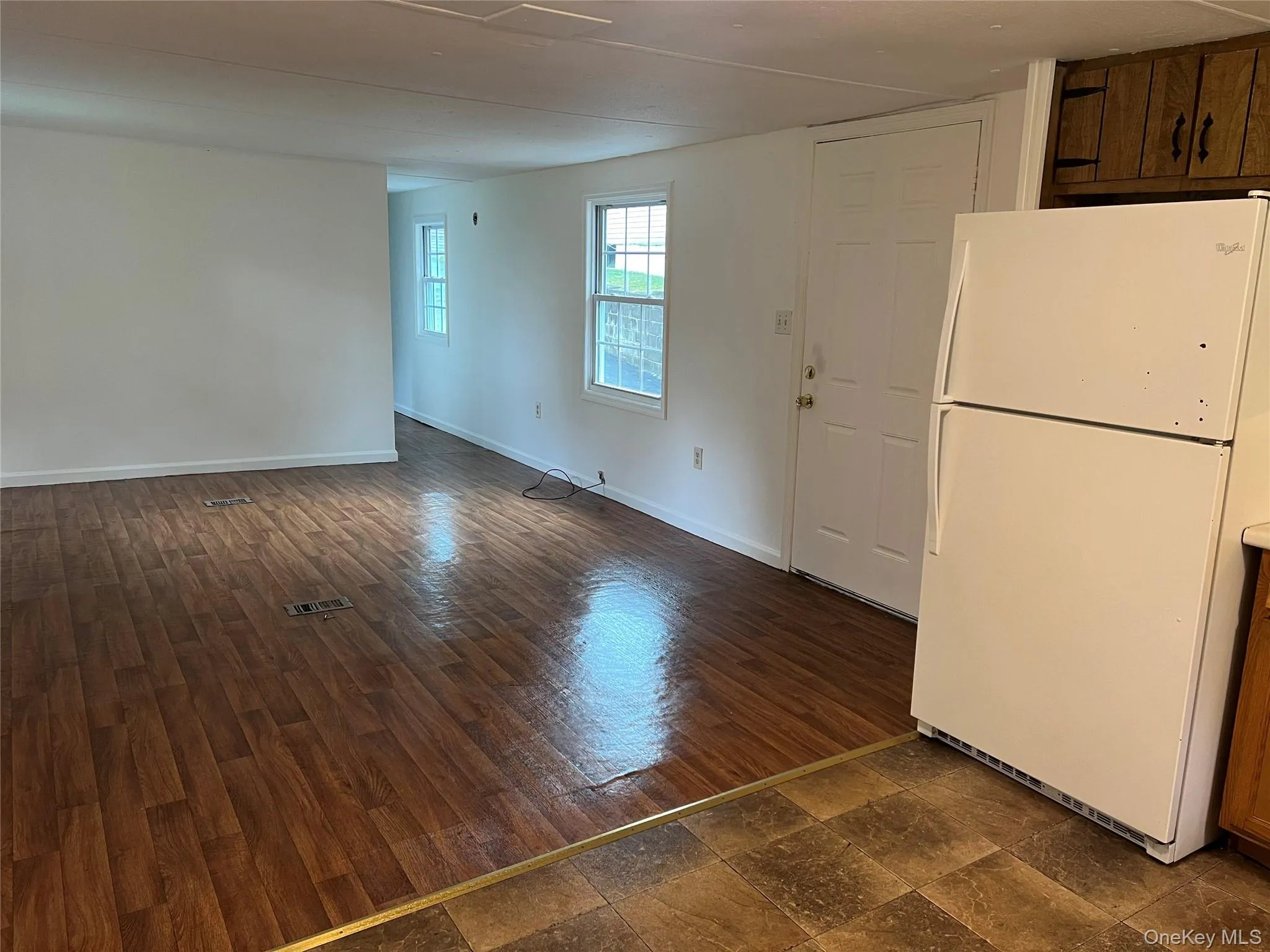 368 Union Avenue, New Windsor, NY, 2 Bedrooms Bedrooms, 3 Rooms Rooms,1 BathroomBathrooms,Residential Lease,For Rent,Union,0,1063328 368 Union Avenue, New Windsor, NY, 2 Bedrooms Bedrooms, 3 Rooms Rooms,1 BathroomBathrooms,Residential Lease,For Rent,Union,0,1063328
