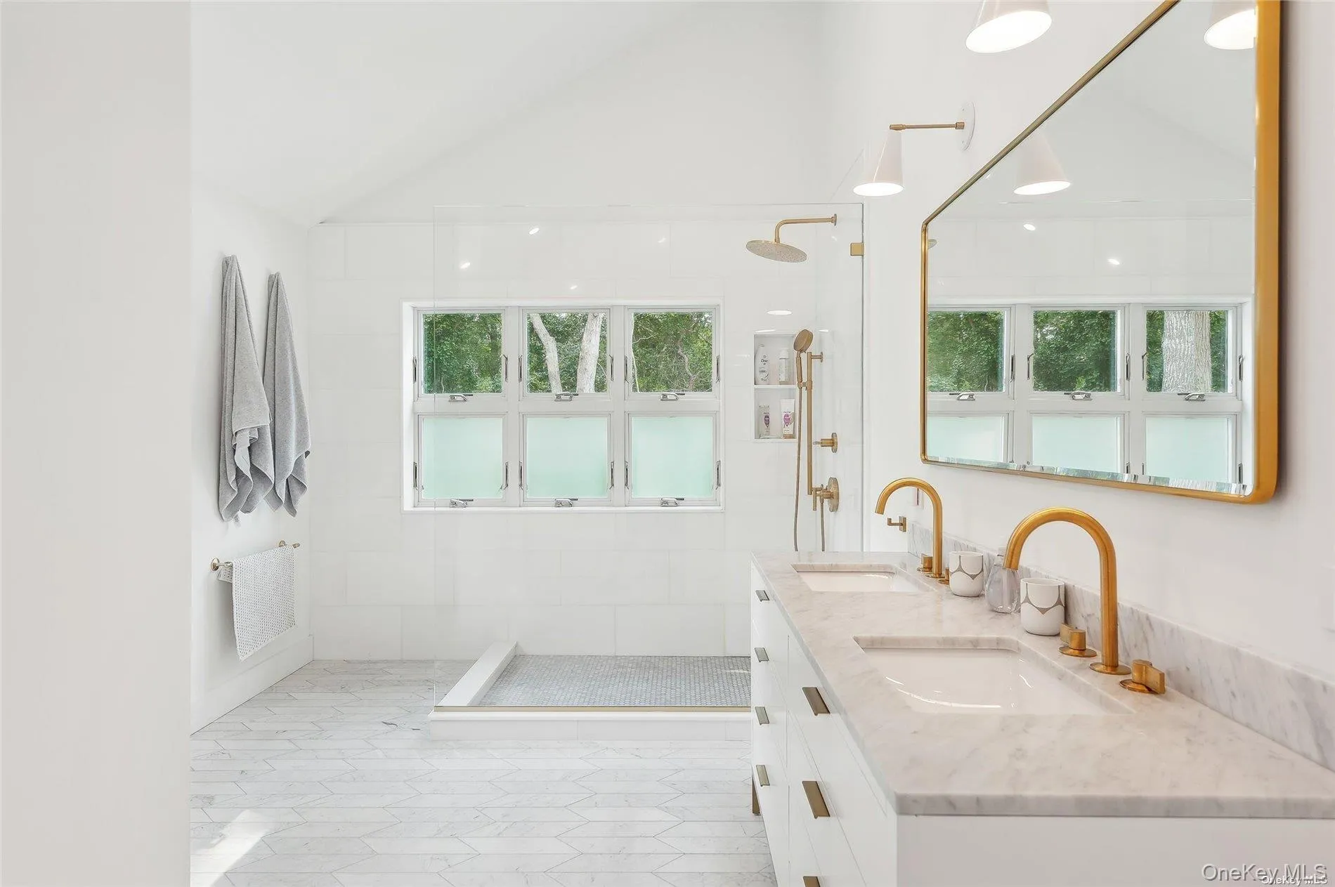 28 Old Meeting House Road, Southampton, NY, 6 Bedrooms Bedrooms, 12 Rooms Rooms,5 BathroomsBathrooms,Residential Lease,For Rent,Old Meeting House,0,1063334 28 Old Meeting House Road, Southampton, NY, 6 Bedrooms Bedrooms, 12 Rooms Rooms,5 BathroomsBathrooms,Residential Lease,For Rent,Old Meeting House,0,1063334