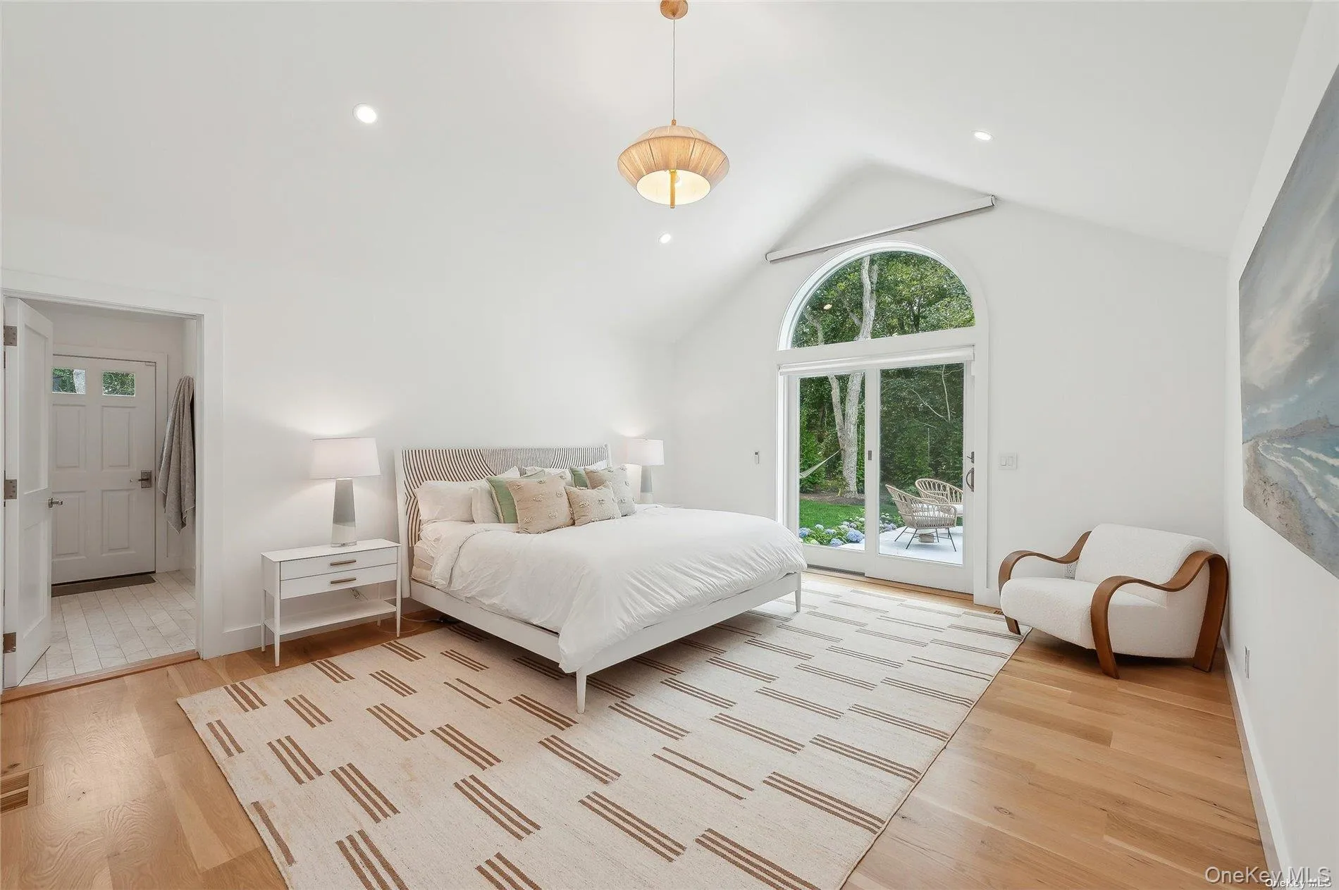 28 Old Meeting House Road, Southampton, NY, 6 Bedrooms Bedrooms, 12 Rooms Rooms,5 BathroomsBathrooms,Residential Lease,For Rent,Old Meeting House,0,1063334 28 Old Meeting House Road, Southampton, NY, 6 Bedrooms Bedrooms, 12 Rooms Rooms,5 BathroomsBathrooms,Residential Lease,For Rent,Old Meeting House,0,1063334