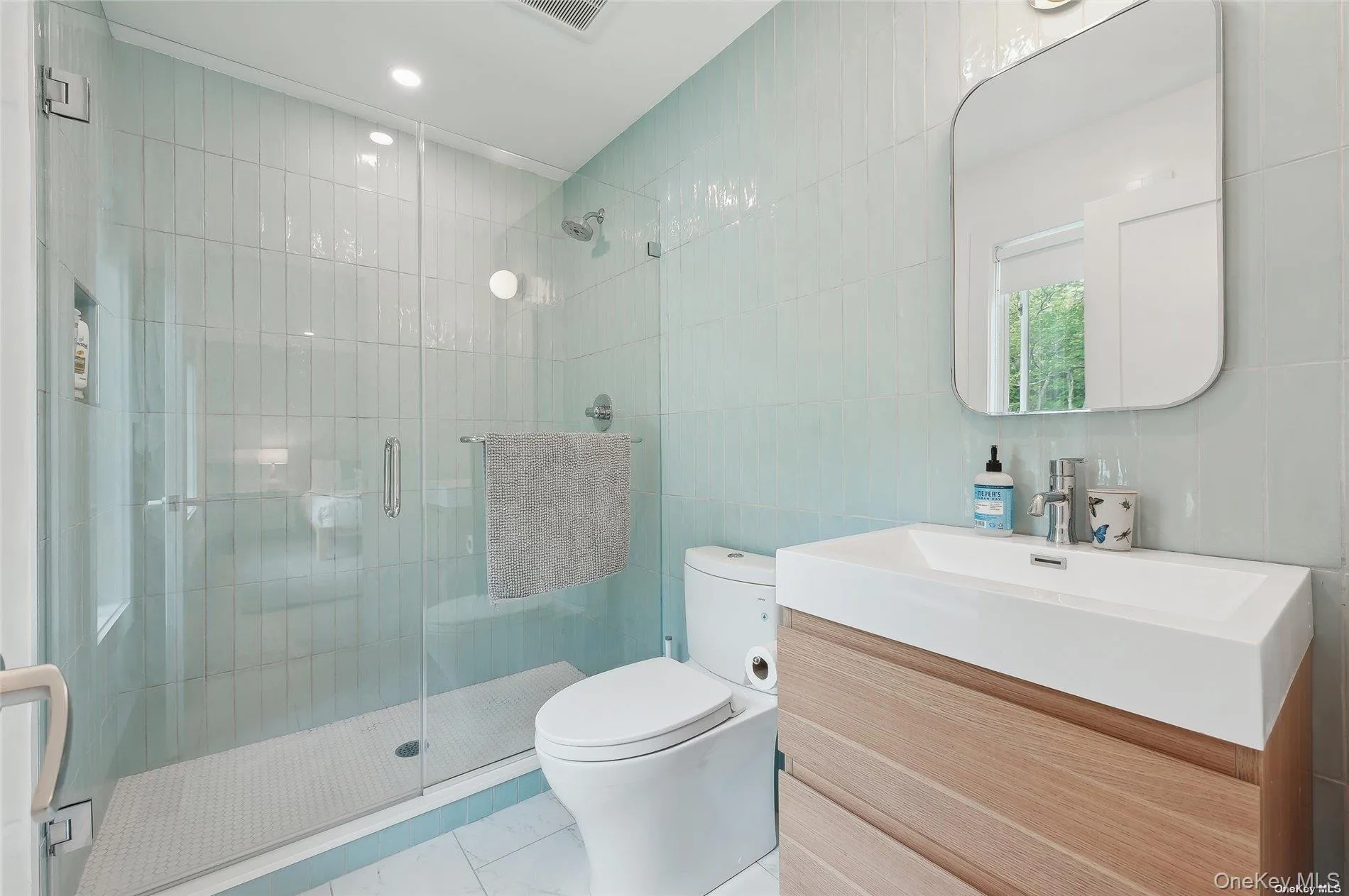 28 Old Meeting House Road, Southampton, NY, 6 Bedrooms Bedrooms, 12 Rooms Rooms,5 BathroomsBathrooms,Residential Lease,For Rent,Old Meeting House,0,1063334 28 Old Meeting House Road, Southampton, NY, 6 Bedrooms Bedrooms, 12 Rooms Rooms,5 BathroomsBathrooms,Residential Lease,For Rent,Old Meeting House,0,1063334
