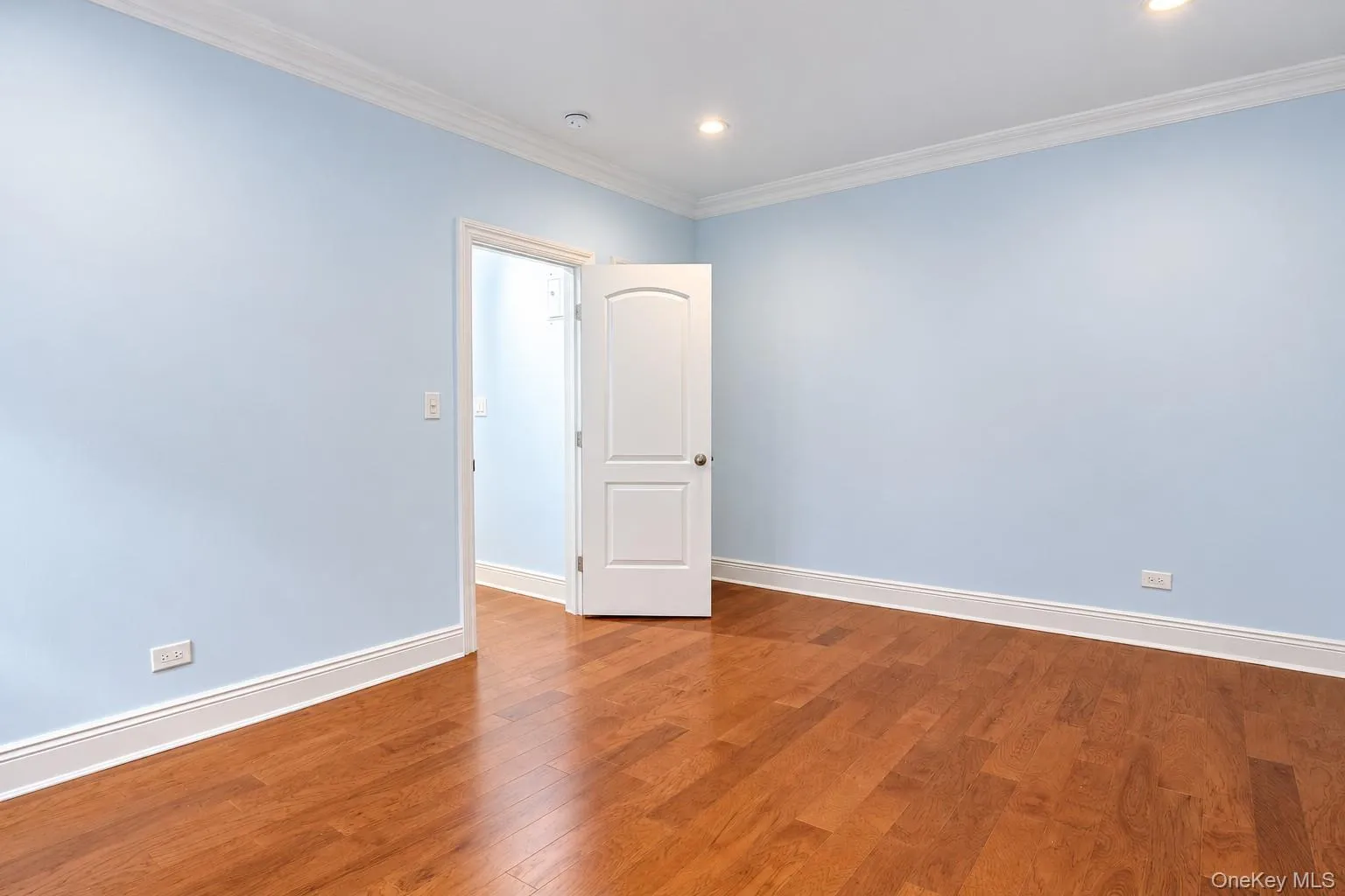 21 Barstow Road, North Hempstead, NY, 1 Bedroom Bedrooms, 4 Rooms Rooms,1 BathroomBathrooms,Residential,For Rent,Barstow,0,1063335 21 Barstow Road, North Hempstead, NY, 1 Bedroom Bedrooms, 4 Rooms Rooms,1 BathroomBathrooms,Residential,For Rent,Barstow,0,1063335