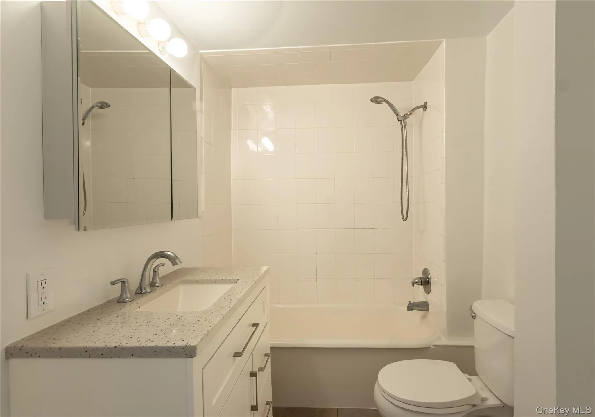 79 Lake Street, Harrison, NY, 1 Bedroom Bedrooms, 3 Room Rooms,1 BathroomBathrooms,Residential Lease,For Rent,Lake,0,1063336 79 Lake Street, Harrison, NY, 1 Bedroom Bedrooms, 3 Room Rooms,1 BathroomBathrooms,Residential Lease,For Rent,Lake,0,1063336