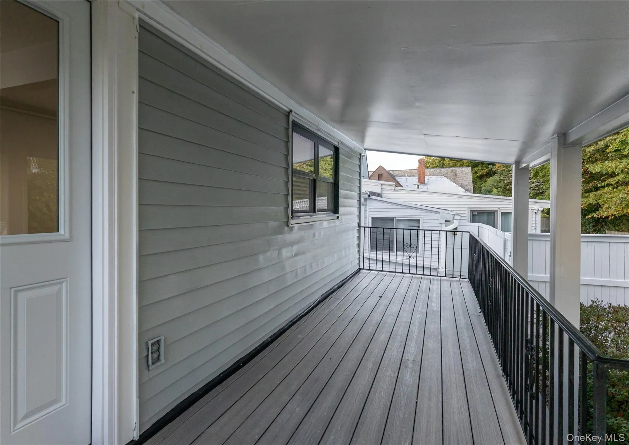 Covered Patio space. Covered Patio space.