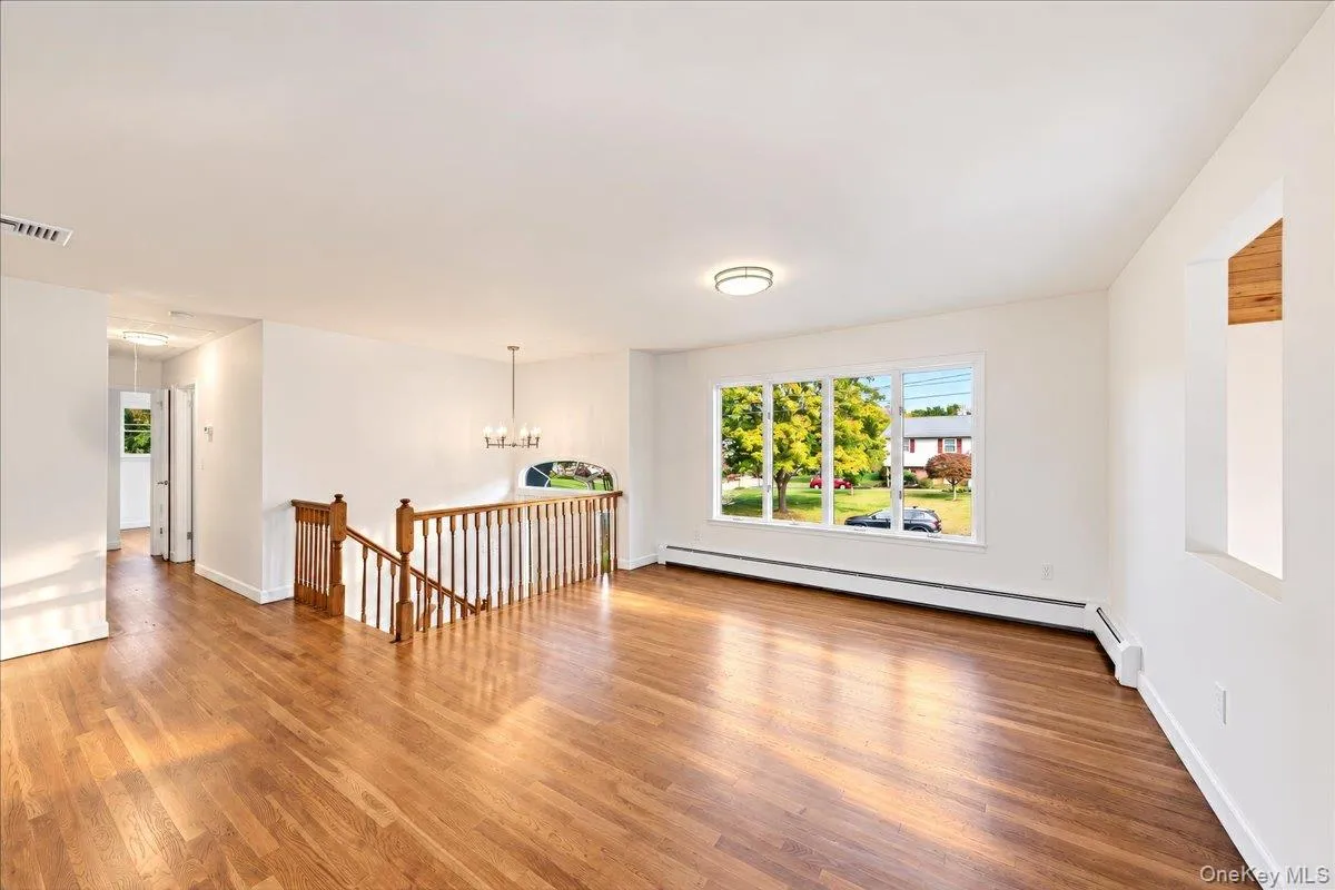 15 Patricia Avenue, Clarkstown, NY, 5 Bedrooms Bedrooms, 10 Rooms Rooms,2 BathroomsBathrooms,Residential,For Rent,Patricia,0,1063338 15 Patricia Avenue, Clarkstown, NY, 5 Bedrooms Bedrooms, 10 Rooms Rooms,2 BathroomsBathrooms,Residential,For Rent,Patricia,0,1063338