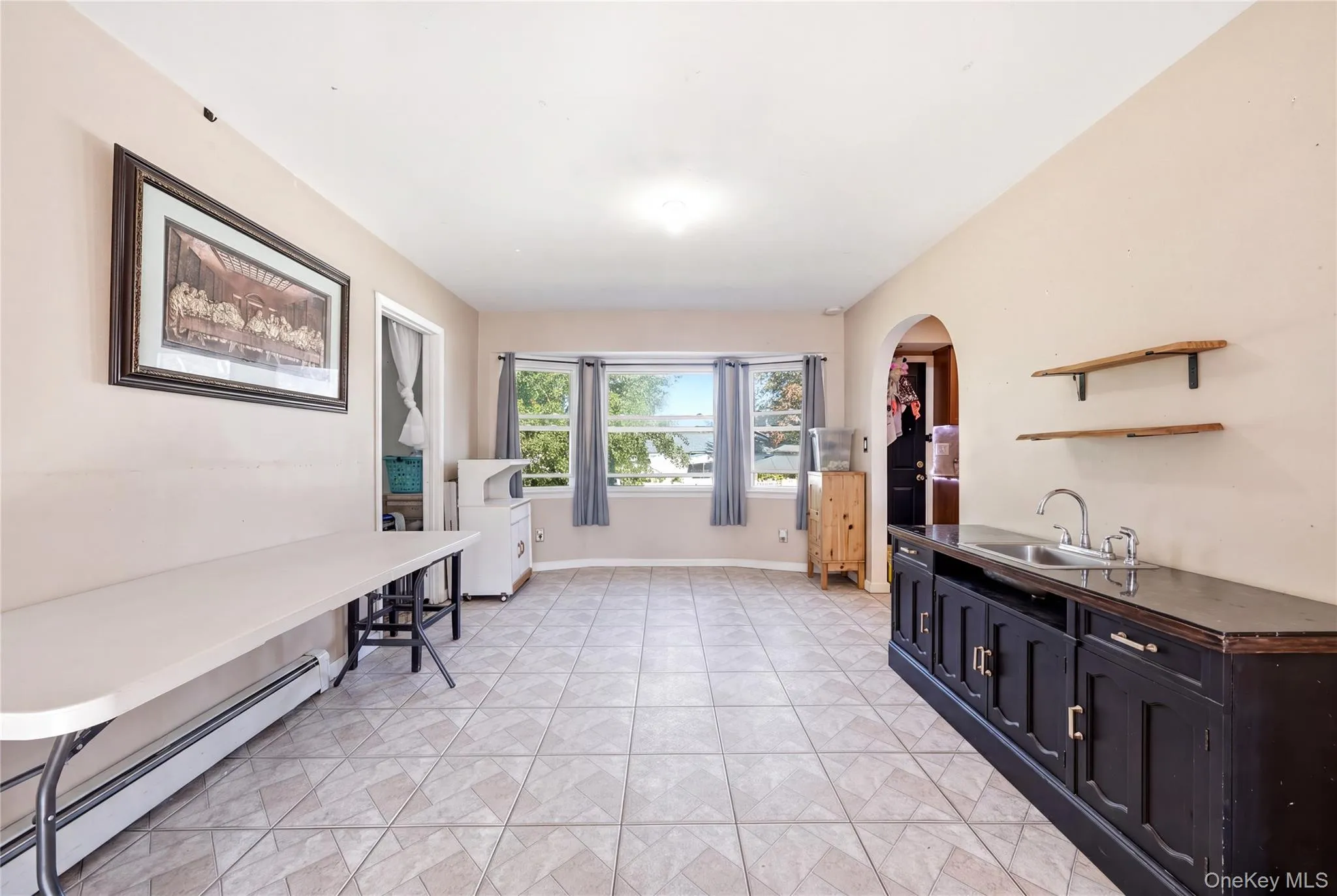 10 Francisco Avenue, Islip, NY, 3 Bedrooms Bedrooms, 5 Rooms Rooms,1 BathroomBathrooms,Residential,For Rent,Francisco,0,1063341 10 Francisco Avenue, Islip, NY, 3 Bedrooms Bedrooms, 5 Rooms Rooms,1 BathroomBathrooms,Residential,For Rent,Francisco,0,1063341