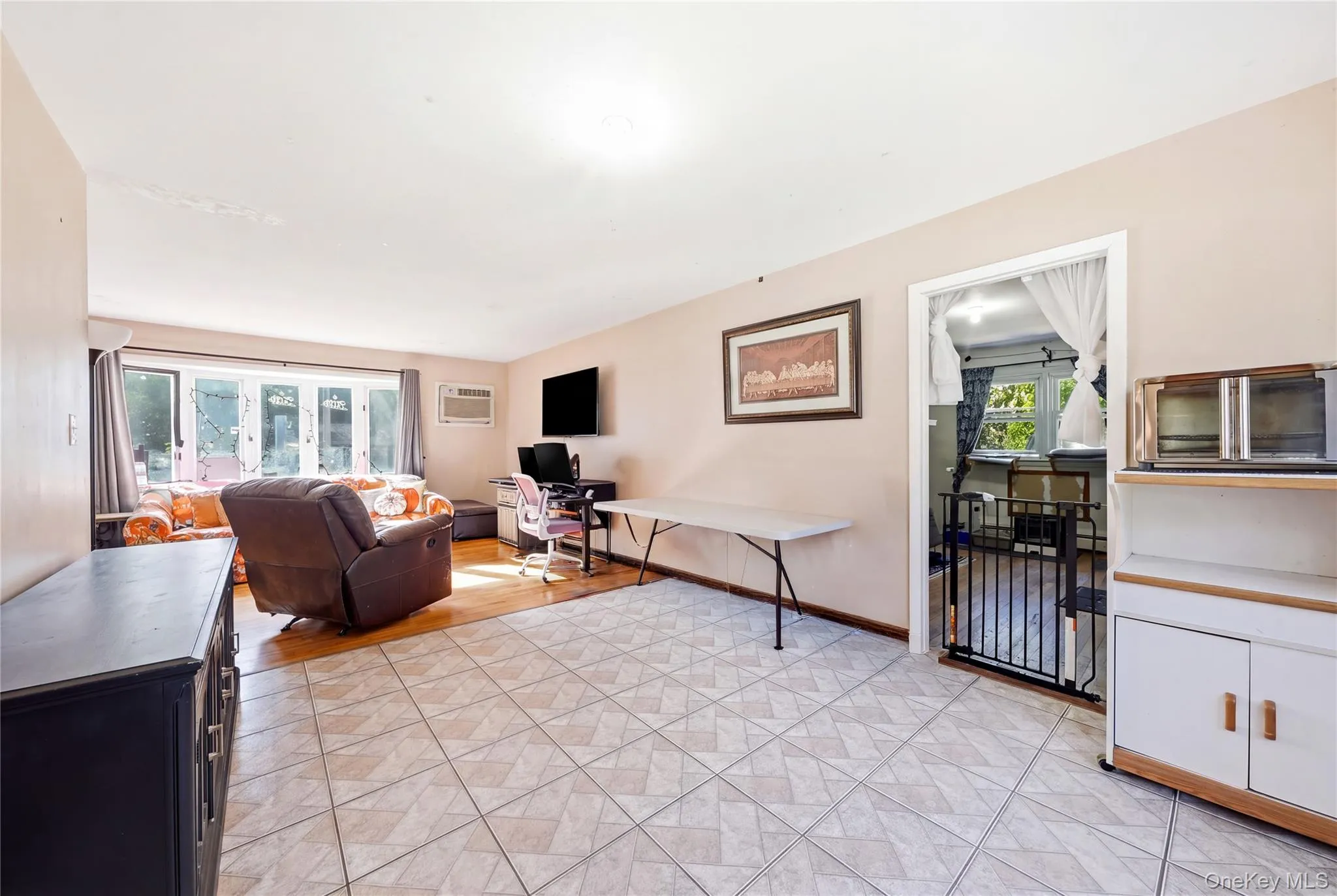 10 Francisco Avenue, Islip, NY, 3 Bedrooms Bedrooms, 5 Rooms Rooms,1 BathroomBathrooms,Residential,For Rent,Francisco,0,1063341 10 Francisco Avenue, Islip, NY, 3 Bedrooms Bedrooms, 5 Rooms Rooms,1 BathroomBathrooms,Residential,For Rent,Francisco,0,1063341