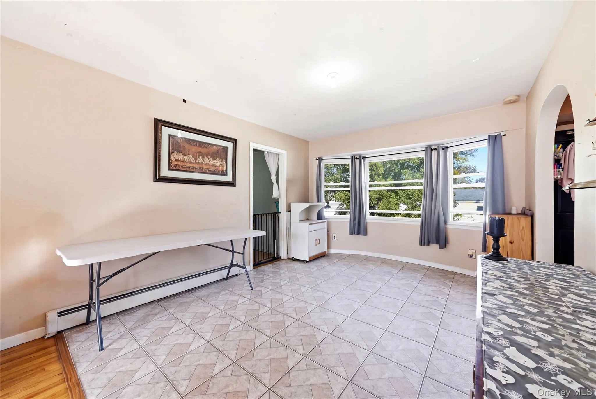 10 Francisco Avenue, Islip, NY, 3 Bedrooms Bedrooms, 5 Rooms Rooms,1 BathroomBathrooms,Residential,For Rent,Francisco,0,1063341 10 Francisco Avenue, Islip, NY, 3 Bedrooms Bedrooms, 5 Rooms Rooms,1 BathroomBathrooms,Residential,For Rent,Francisco,0,1063341