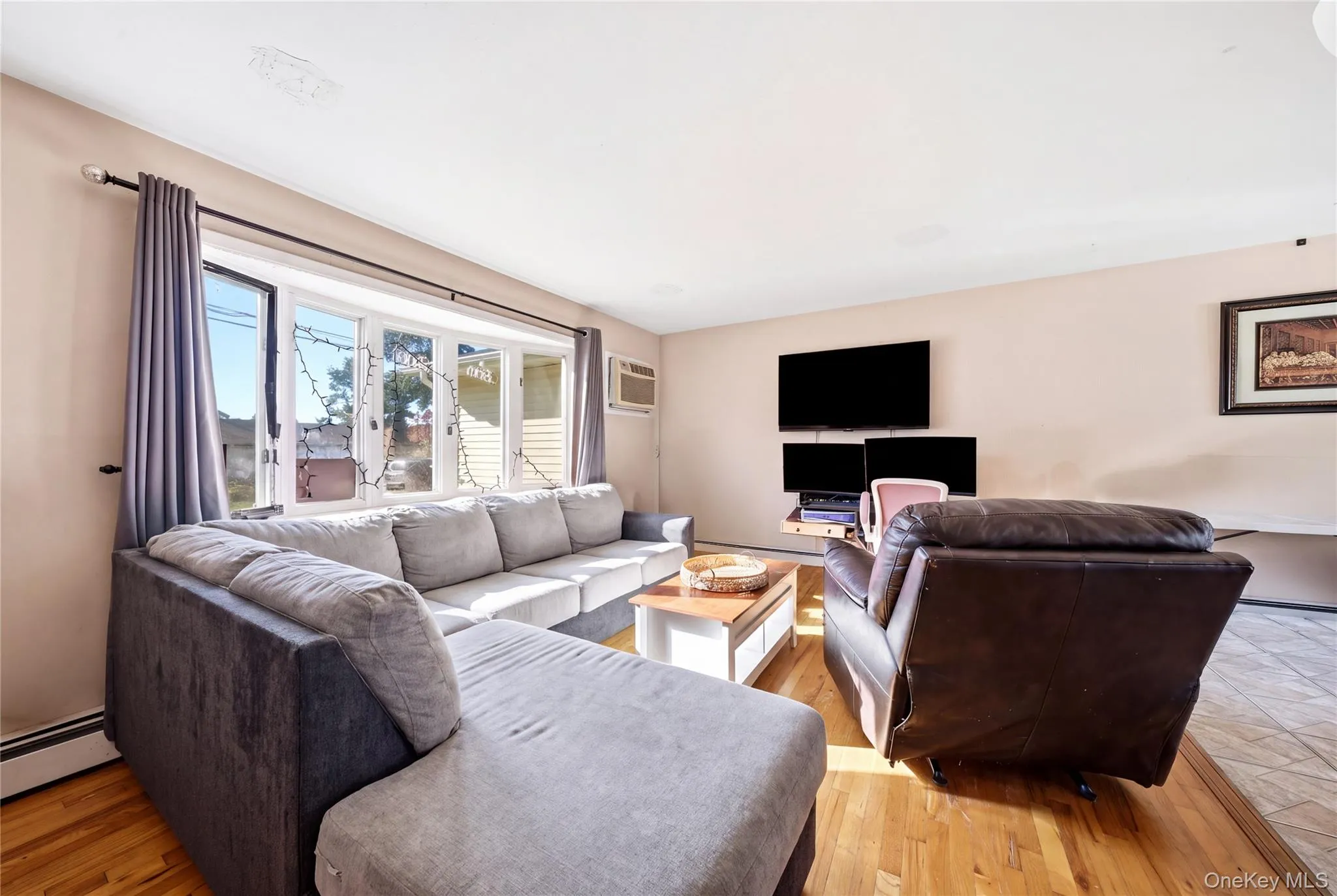 10 Francisco Avenue, Islip, NY, 3 Bedrooms Bedrooms, 5 Rooms Rooms,1 BathroomBathrooms,Residential,For Rent,Francisco,0,1063341 10 Francisco Avenue, Islip, NY, 3 Bedrooms Bedrooms, 5 Rooms Rooms,1 BathroomBathrooms,Residential,For Rent,Francisco,0,1063341