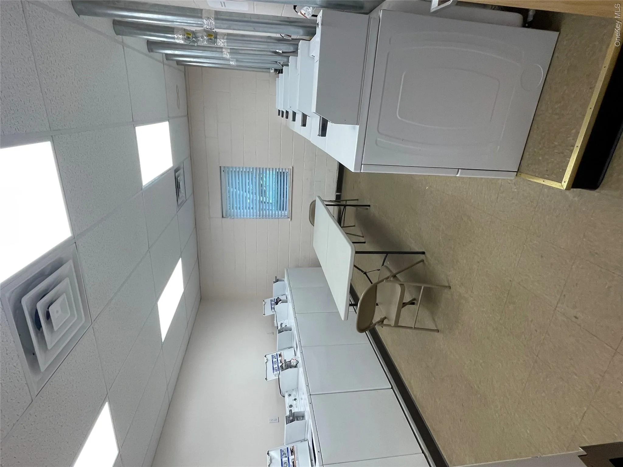 23-2B June Court, Islip, NY, 1 Bedroom Bedrooms, 3 Room Rooms,1 BathroomBathrooms,Residential Lease,For Rent,June Court,0,1063343 23-2B June Court, Islip, NY, 1 Bedroom Bedrooms, 3 Room Rooms,1 BathroomBathrooms,Residential Lease,For Rent,June Court,0,1063343