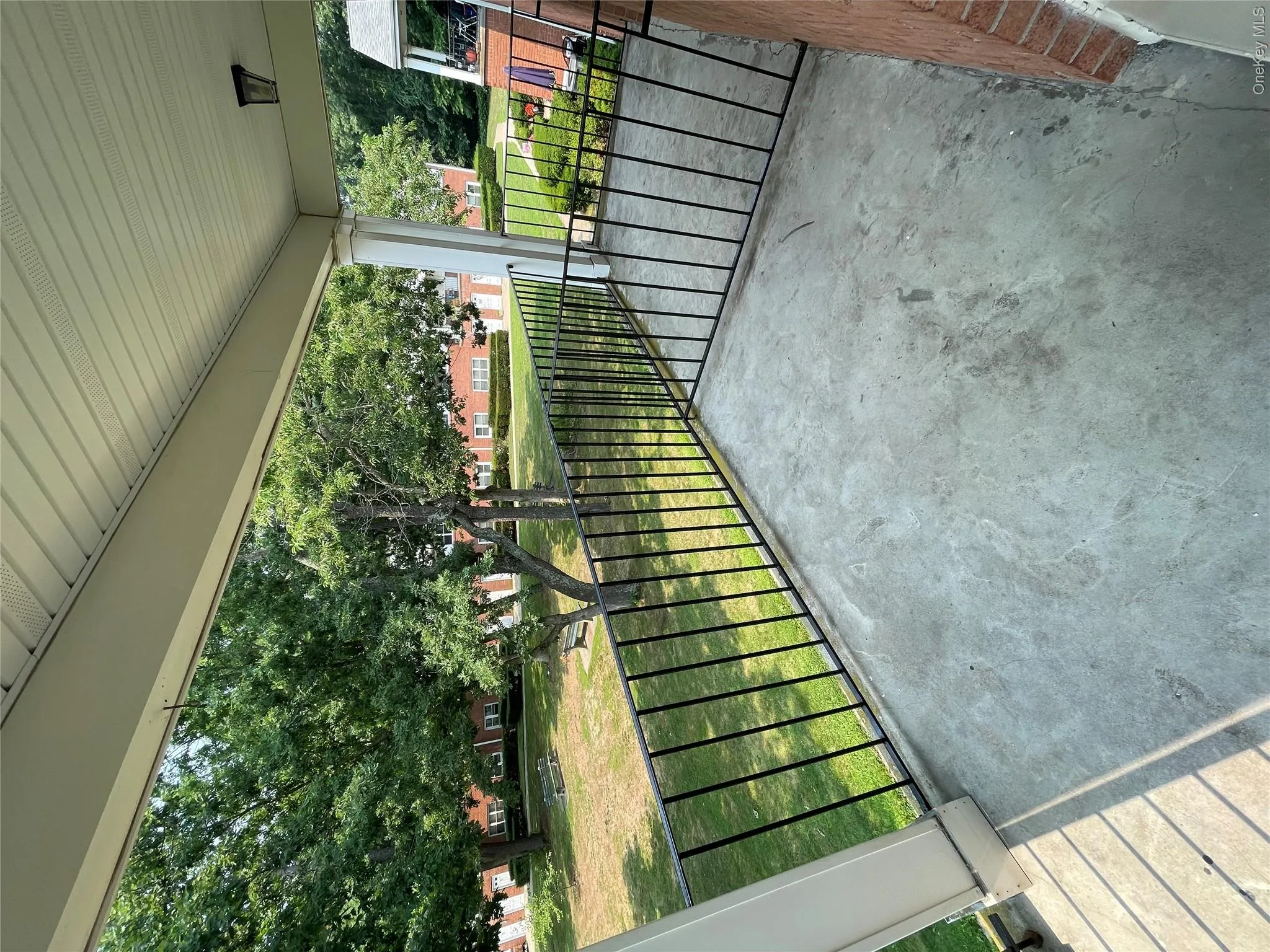 23-2B June Court, Islip, NY, 1 Bedroom Bedrooms, 3 Room Rooms,1 BathroomBathrooms,Residential Lease,For Rent,June Court,0,1063343 23-2B June Court, Islip, NY, 1 Bedroom Bedrooms, 3 Room Rooms,1 BathroomBathrooms,Residential Lease,For Rent,June Court,0,1063343