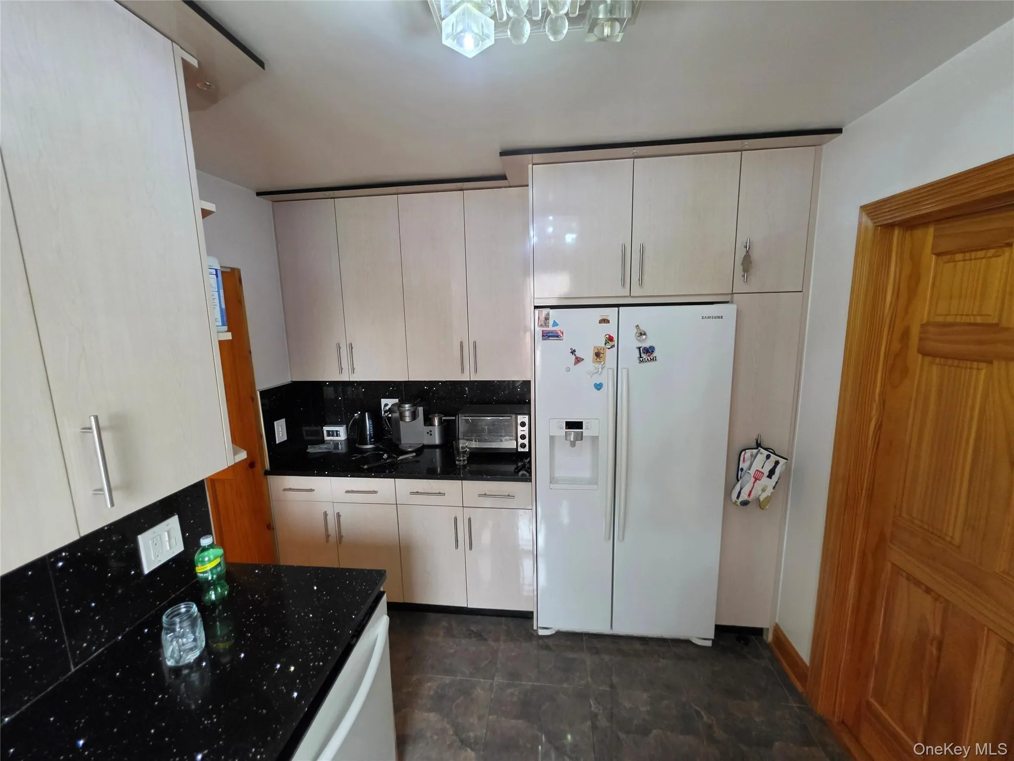 6309 108 Street, New York, NY, 2 Bedrooms Bedrooms, 4 Rooms Rooms,1 BathroomBathrooms,Residential,For Rent,108,0,1063358 6309 108 Street, New York, NY, 2 Bedrooms Bedrooms, 4 Rooms Rooms,1 BathroomBathrooms,Residential,For Rent,108,0,1063358