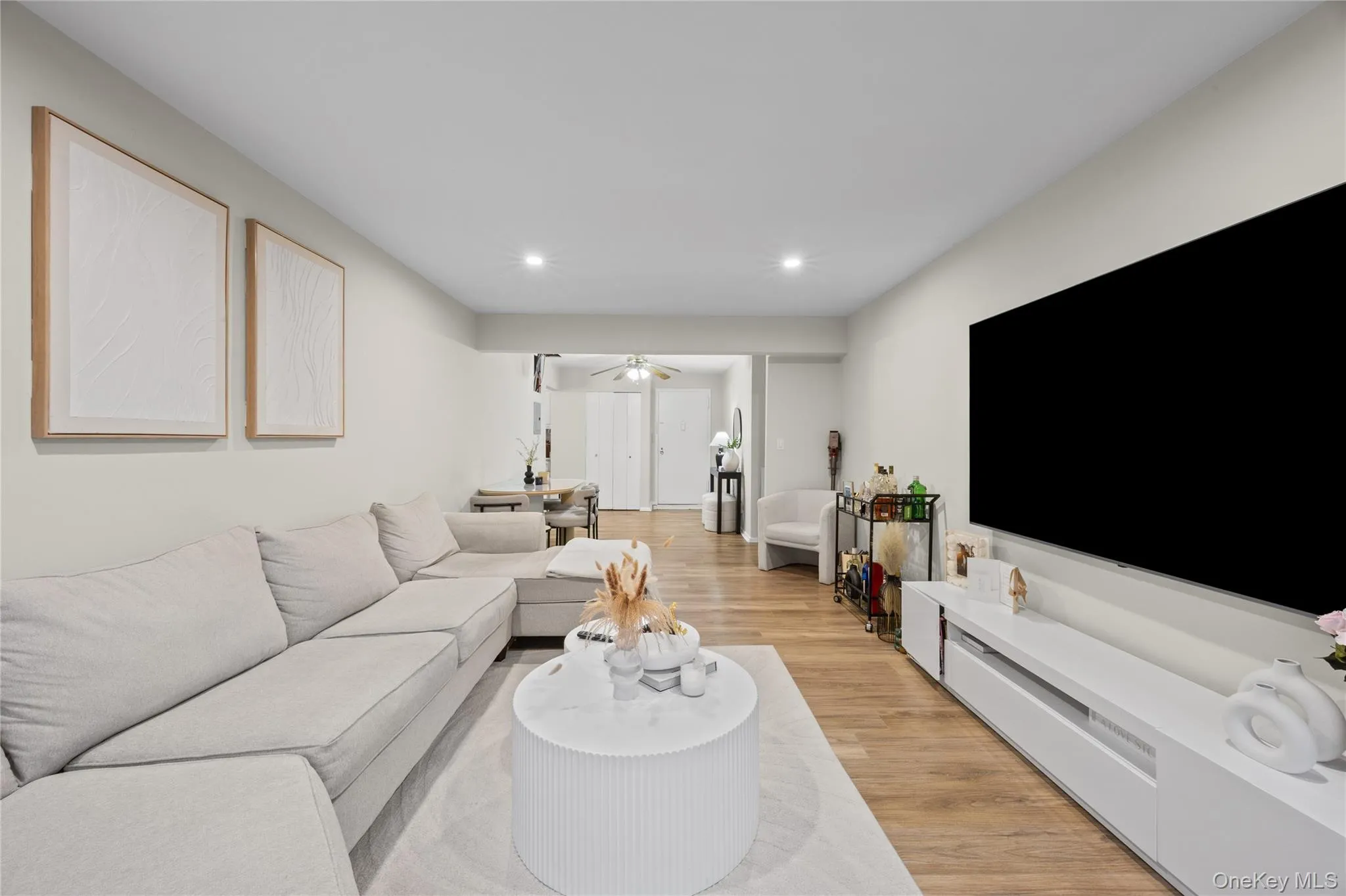 1 Birchwood Court, Hempstead, NY, 1 Bedroom Bedrooms, 5 Rooms Rooms,1 BathroomBathrooms,Residential,For Rent,Birchwood,0,1063363 1 Birchwood Court, Hempstead, NY, 1 Bedroom Bedrooms, 5 Rooms Rooms,1 BathroomBathrooms,Residential,For Rent,Birchwood,0,1063363