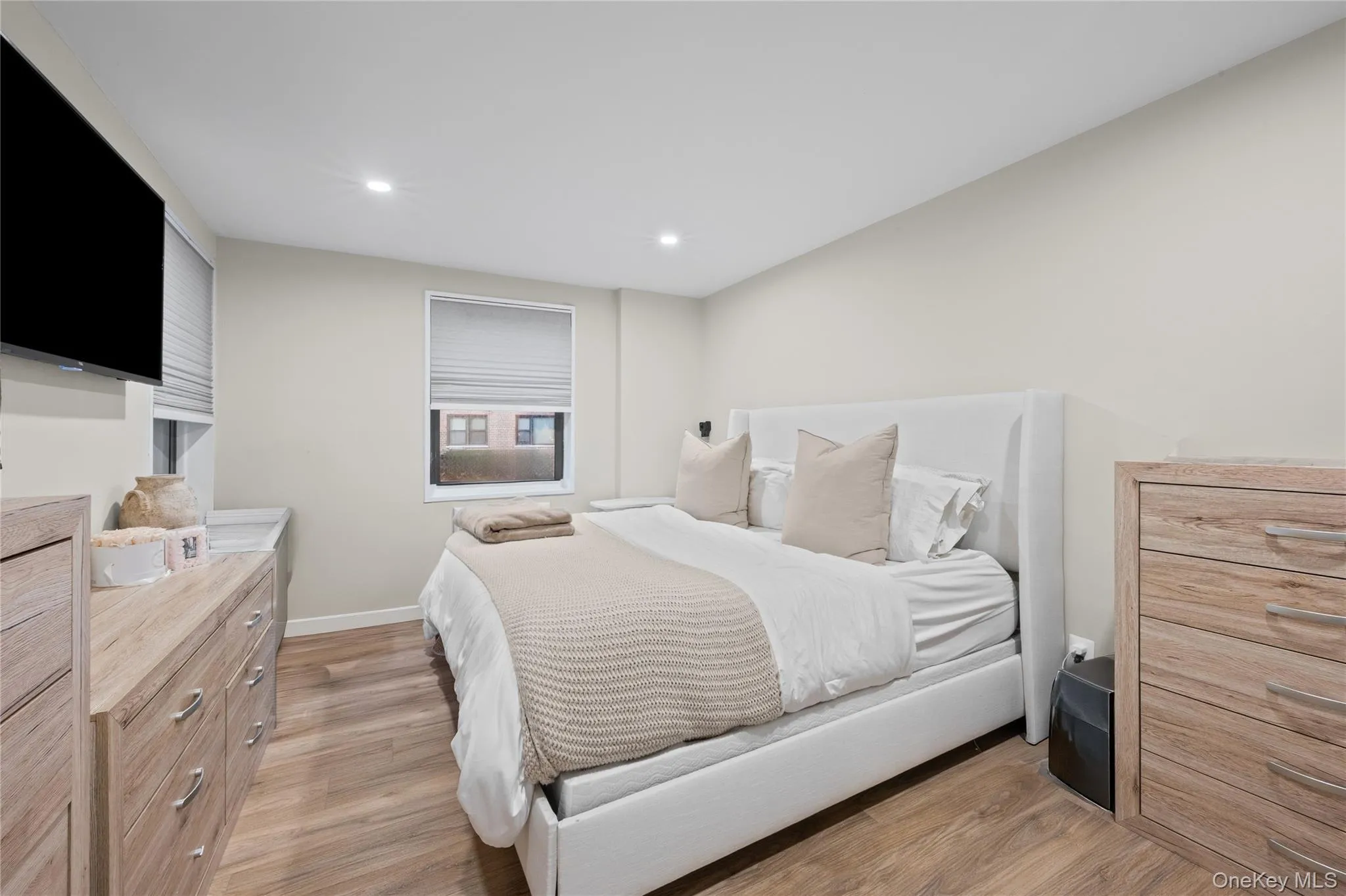 1 Birchwood Court, Hempstead, NY, 1 Bedroom Bedrooms, 5 Rooms Rooms,1 BathroomBathrooms,Residential,For Rent,Birchwood,0,1063363 1 Birchwood Court, Hempstead, NY, 1 Bedroom Bedrooms, 5 Rooms Rooms,1 BathroomBathrooms,Residential,For Rent,Birchwood,0,1063363