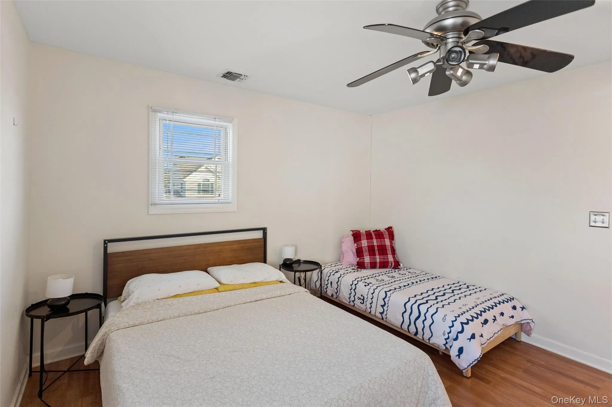 268 Gordon Place, Hempstead, NY, 4 Bedrooms Bedrooms, 10 Rooms Rooms,3 BathroomsBathrooms,Residential,For Rent,Gordon,0,1063368 268 Gordon Place, Hempstead, NY, 4 Bedrooms Bedrooms, 10 Rooms Rooms,3 BathroomsBathrooms,Residential,For Rent,Gordon,0,1063368
