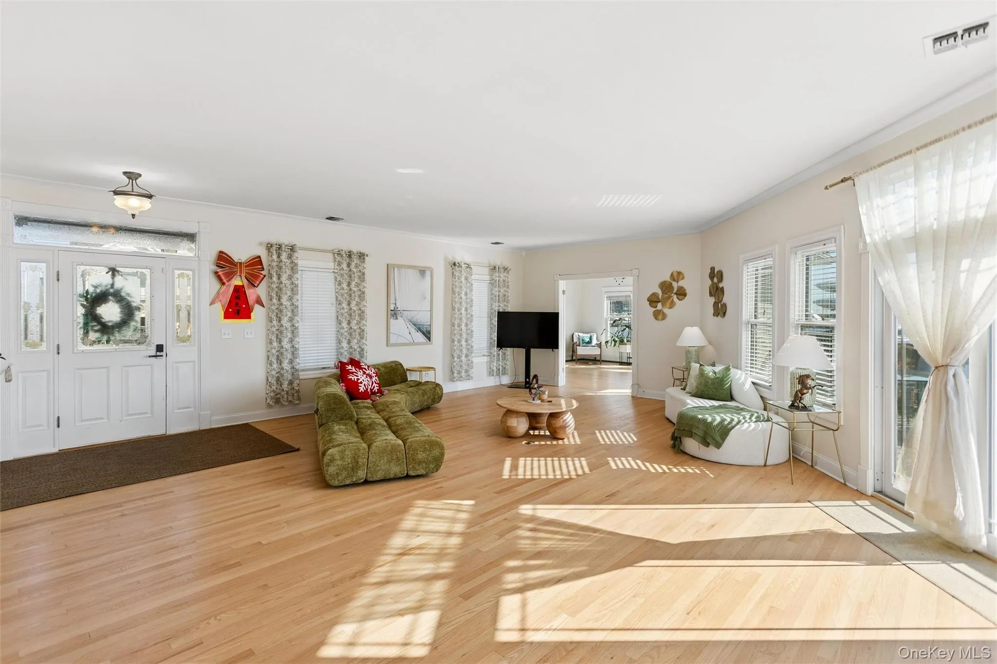 268 Gordon Place, Hempstead, NY, 4 Bedrooms Bedrooms, 10 Rooms Rooms,3 BathroomsBathrooms,Residential,For Rent,Gordon,0,1063368 268 Gordon Place, Hempstead, NY, 4 Bedrooms Bedrooms, 10 Rooms Rooms,3 BathroomsBathrooms,Residential,For Rent,Gordon,0,1063368