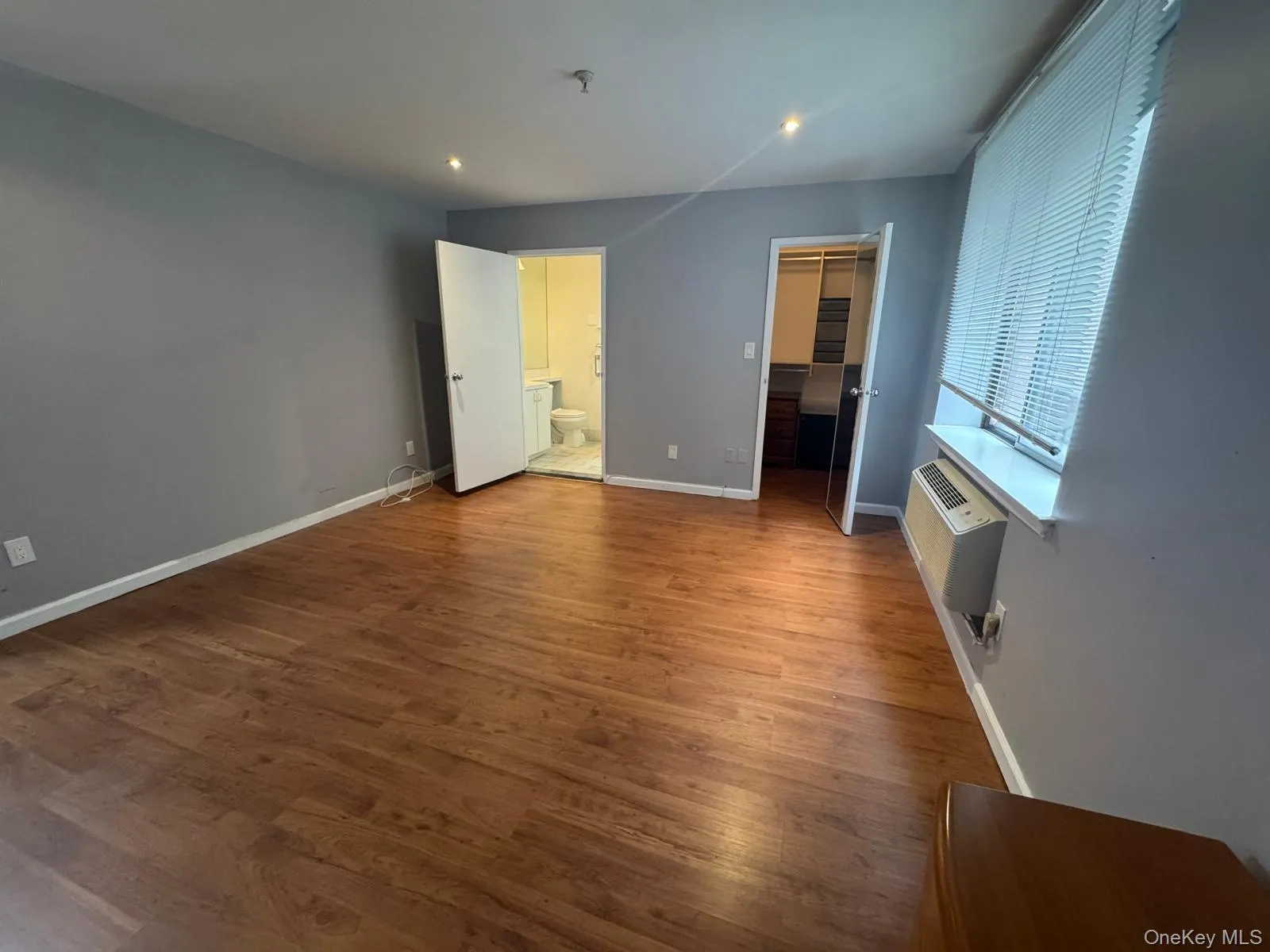10 Canterbury Road, North Hempstead, NY, 1 Bedroom Bedrooms, 4 Room Rooms,1 BathroomBathrooms,Residential Lease,For Rent,Canterbury,0,1063369 10 Canterbury Road, North Hempstead, NY, 1 Bedroom Bedrooms, 4 Room Rooms,1 BathroomBathrooms,Residential Lease,For Rent,Canterbury,0,1063369