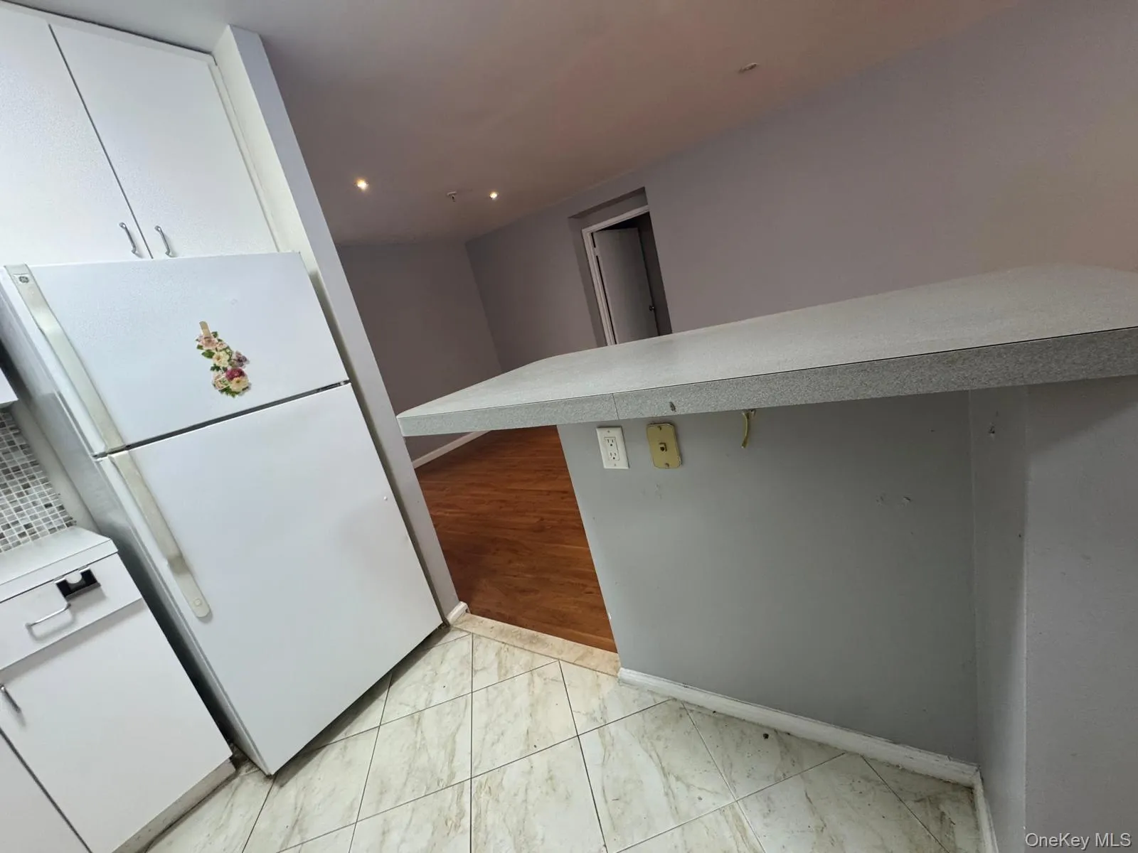 10 Canterbury Road, North Hempstead, NY, 1 Bedroom Bedrooms, 4 Room Rooms,1 BathroomBathrooms,Residential Lease,For Rent,Canterbury,0,1063369 10 Canterbury Road, North Hempstead, NY, 1 Bedroom Bedrooms, 4 Room Rooms,1 BathroomBathrooms,Residential Lease,For Rent,Canterbury,0,1063369