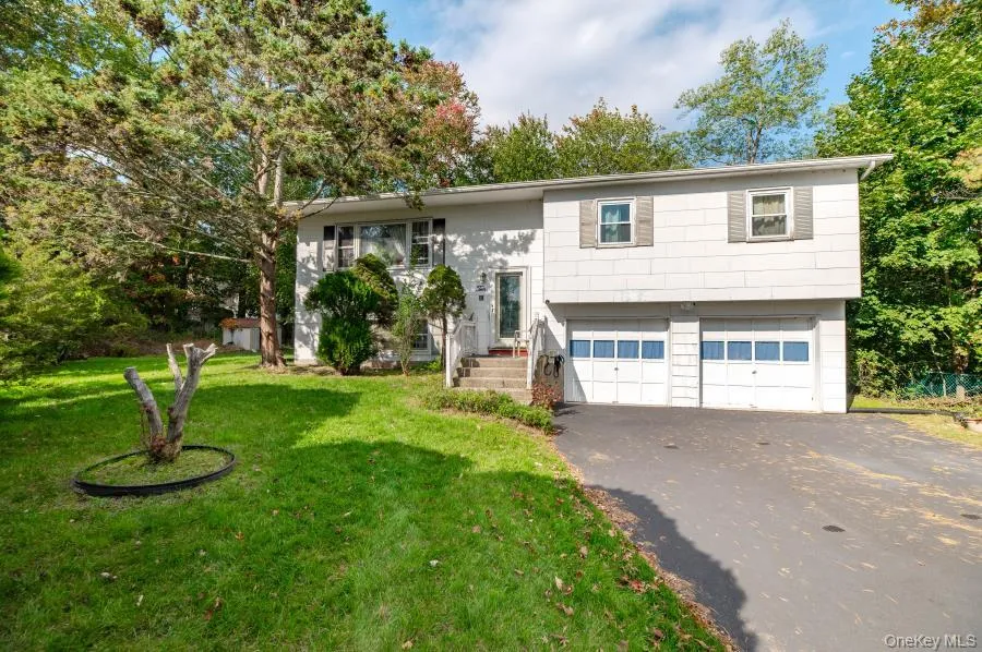10 Connecticut Court, Clarkstown, NY, 4 Bedrooms Bedrooms, 11 Rooms Rooms,2 BathroomsBathrooms,Residential,For Rent,Connecticut,0,1063373 10 Connecticut Court, Clarkstown, NY, 4 Bedrooms Bedrooms, 11 Rooms Rooms,2 BathroomsBathrooms,Residential,For Rent,Connecticut,0,1063373