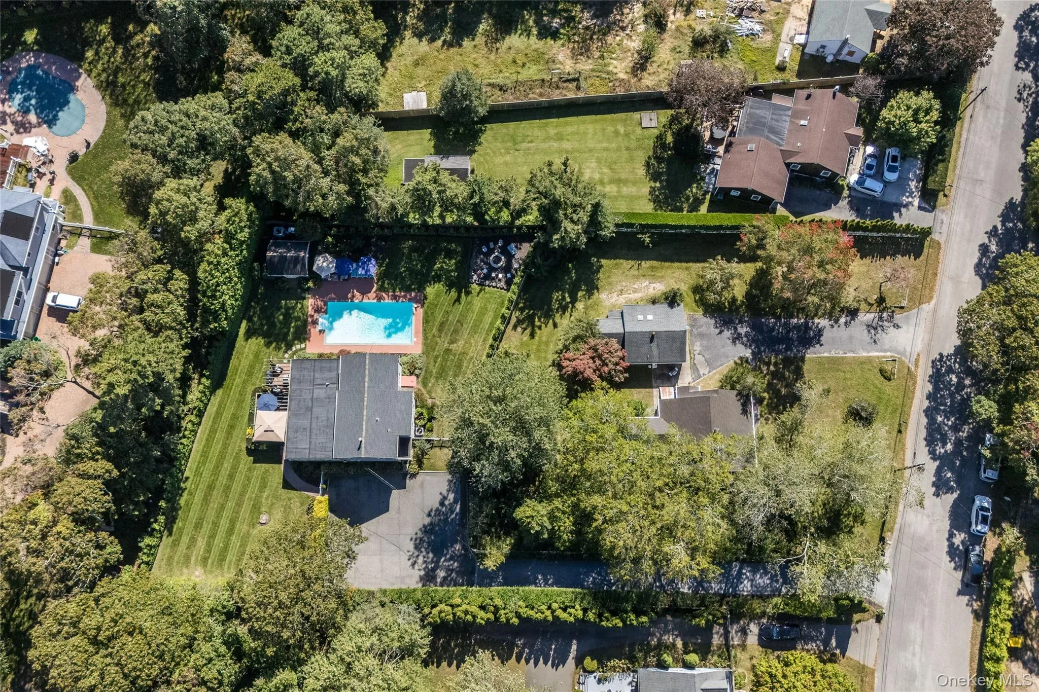 190a Wakeman Road, Southampton, NY, 6 Bedrooms Bedrooms, 11 Rooms Rooms,3 BathroomsBathrooms,Residential,For Rent,Wakeman,0,1063374 190a Wakeman Road, Southampton, NY, 6 Bedrooms Bedrooms, 11 Rooms Rooms,3 BathroomsBathrooms,Residential,For Rent,Wakeman,0,1063374