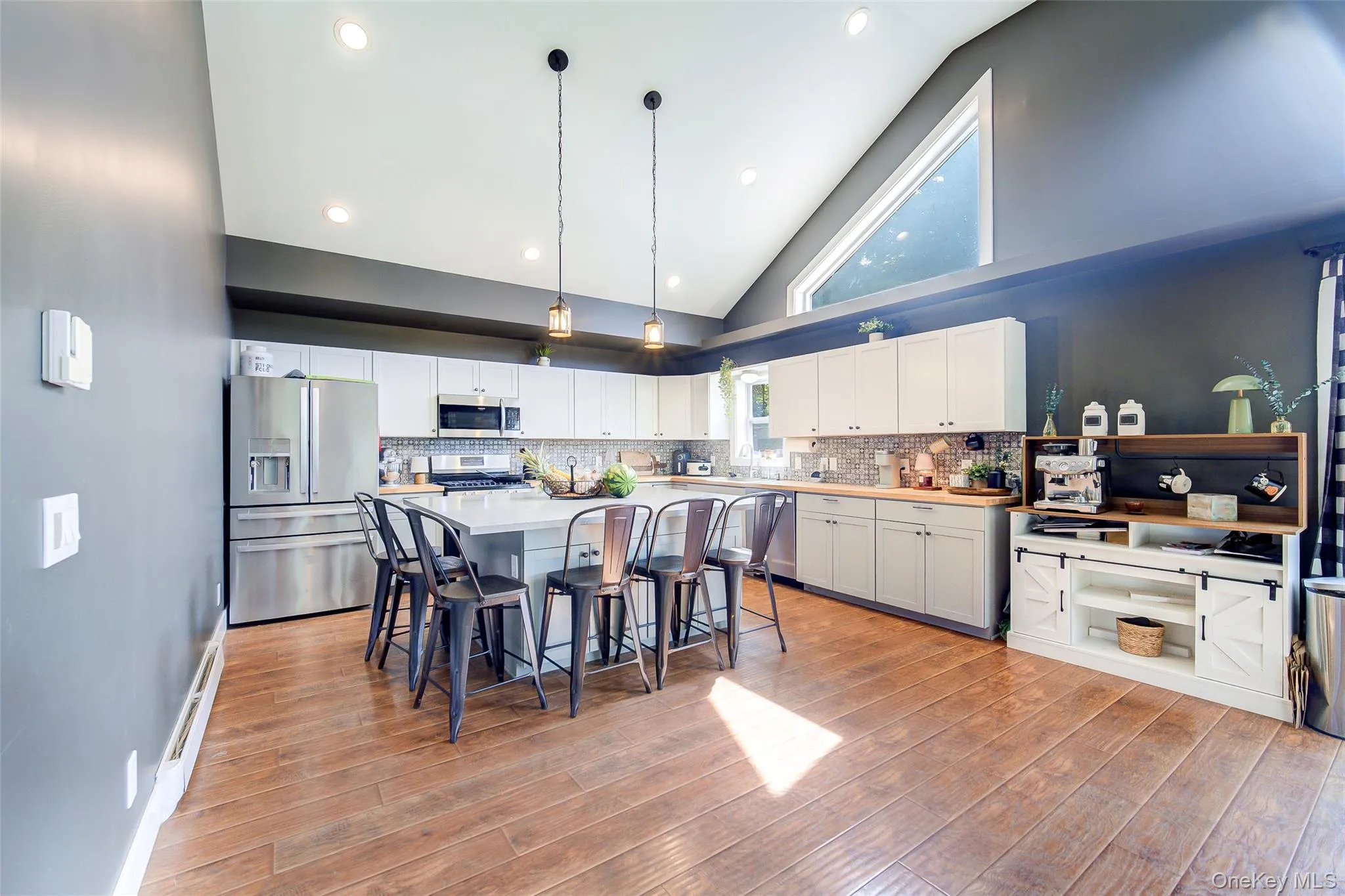14 Old Route 199, Red Hook, NY, 3 Bedrooms Bedrooms, 11 Rooms Rooms,2 BathroomsBathrooms,Residential,For Rent,Old Route 199,0,1063387 14 Old Route 199, Red Hook, NY, 3 Bedrooms Bedrooms, 11 Rooms Rooms,2 BathroomsBathrooms,Residential,For Rent,Old Route 199,0,1063387