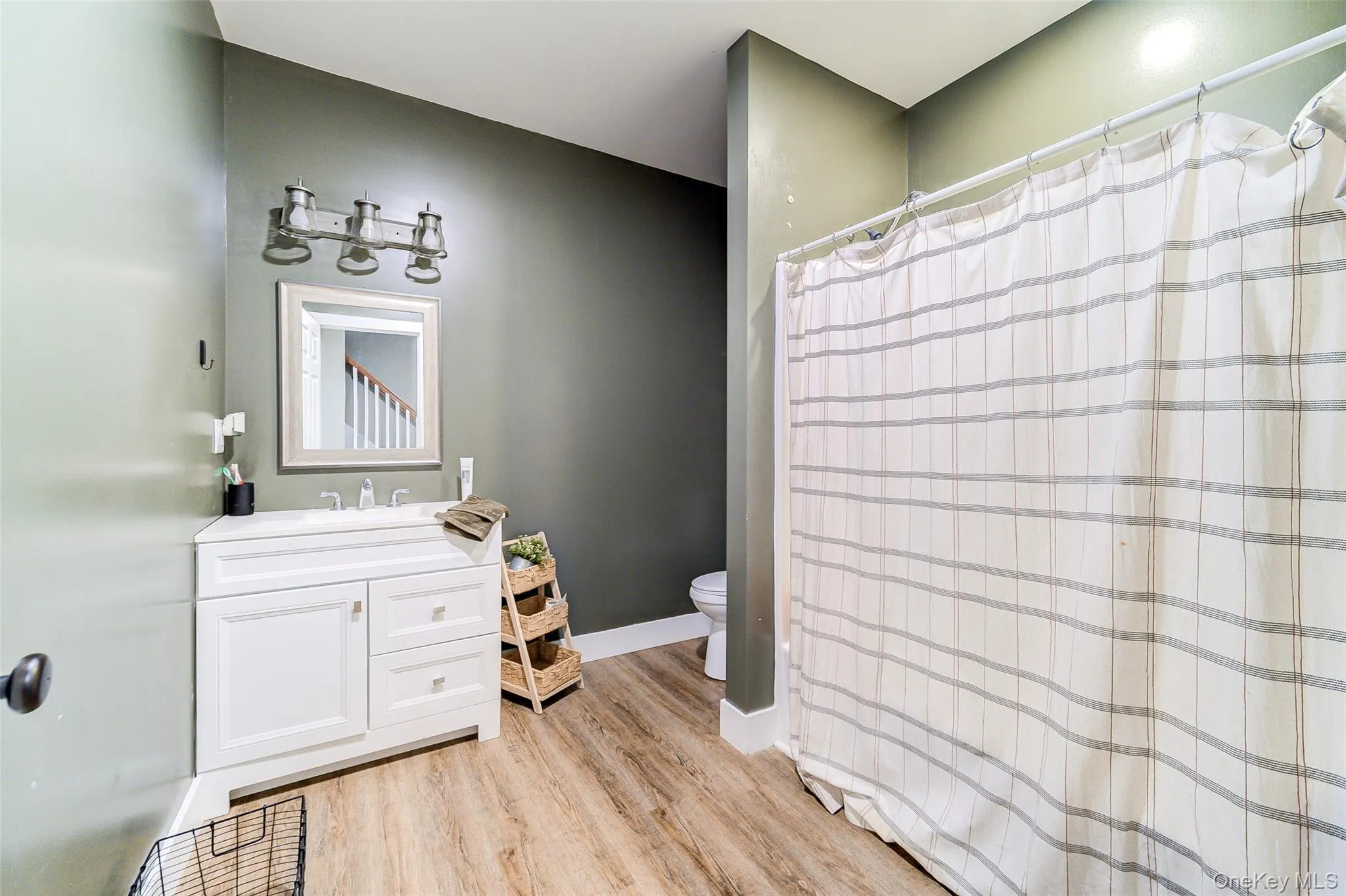 14 Old Route 199, Red Hook, NY, 3 Bedrooms Bedrooms, 11 Rooms Rooms,2 BathroomsBathrooms,Residential,For Rent,Old Route 199,0,1063387 14 Old Route 199, Red Hook, NY, 3 Bedrooms Bedrooms, 11 Rooms Rooms,2 BathroomsBathrooms,Residential,For Rent,Old Route 199,0,1063387